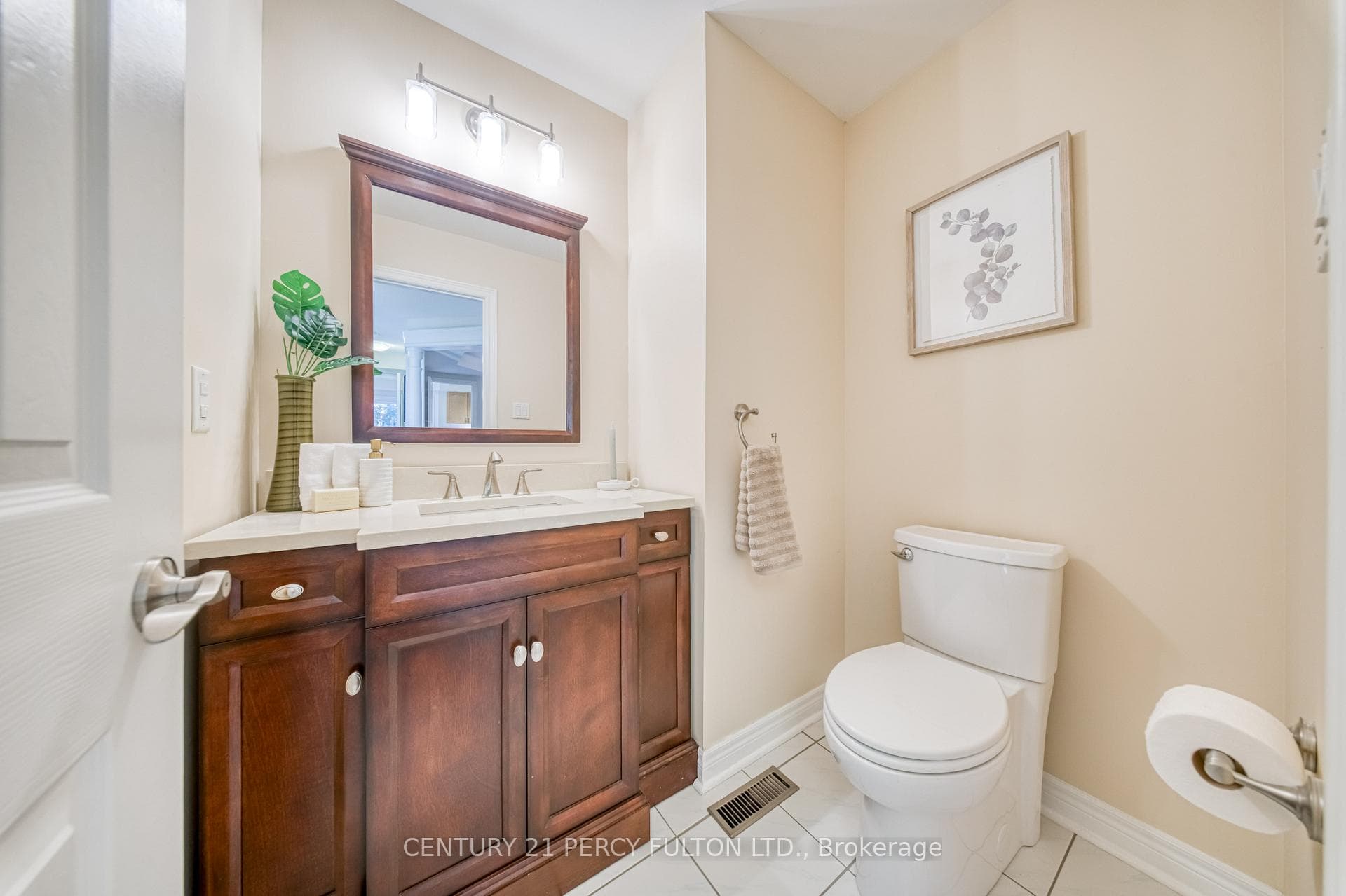 165 Elizabeth Street photo 11
