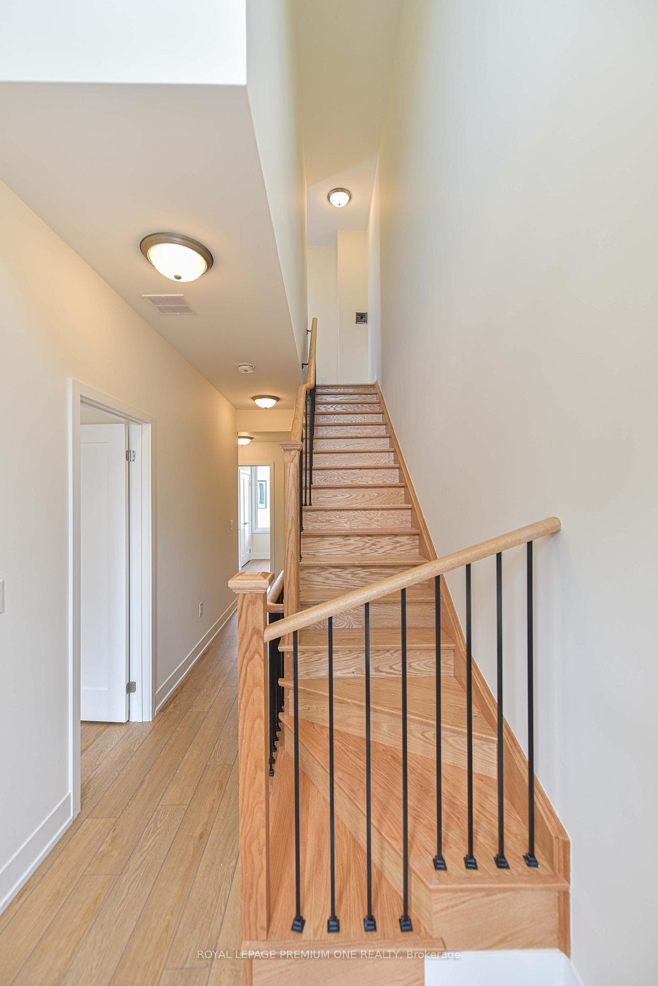 12 Mariner's Pier Way photo 38