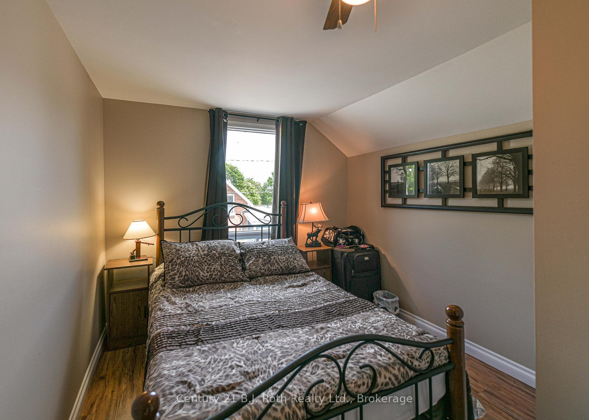 139 Borland Street photo 37