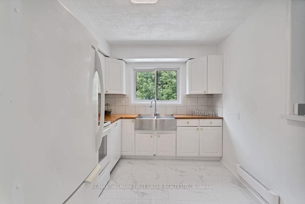 506 Normandy Street Unit 14 photo 9