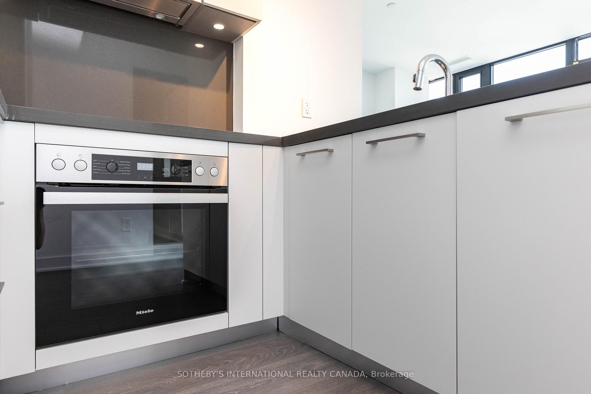 188 Cumberland Street Unit 2510 photo 8