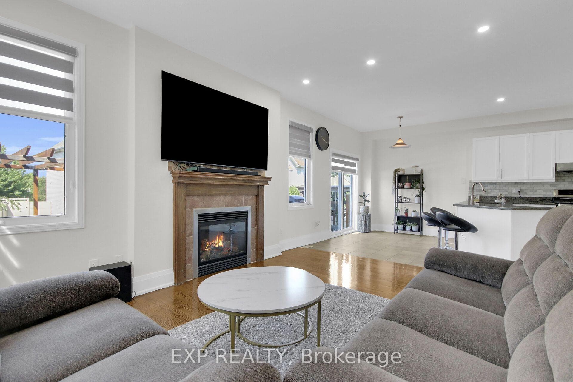 860 Percifor Way photo 15