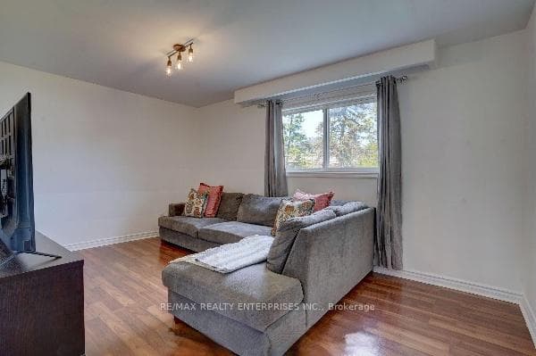 3373 Ellengale Drive photo 6