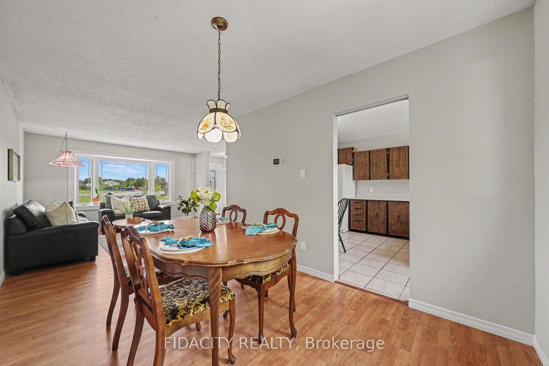 18 Ross Street photo 5