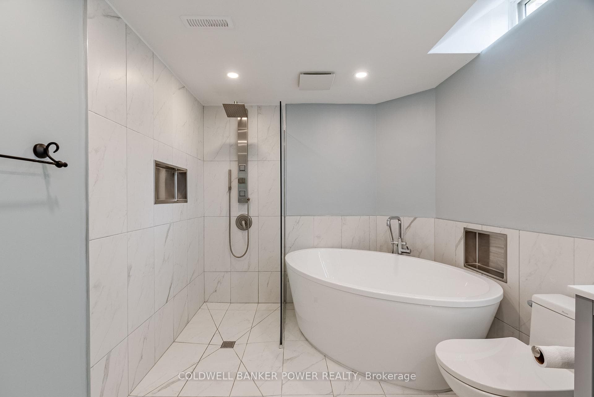 445 Riverside Drive Unit 27 photo 33