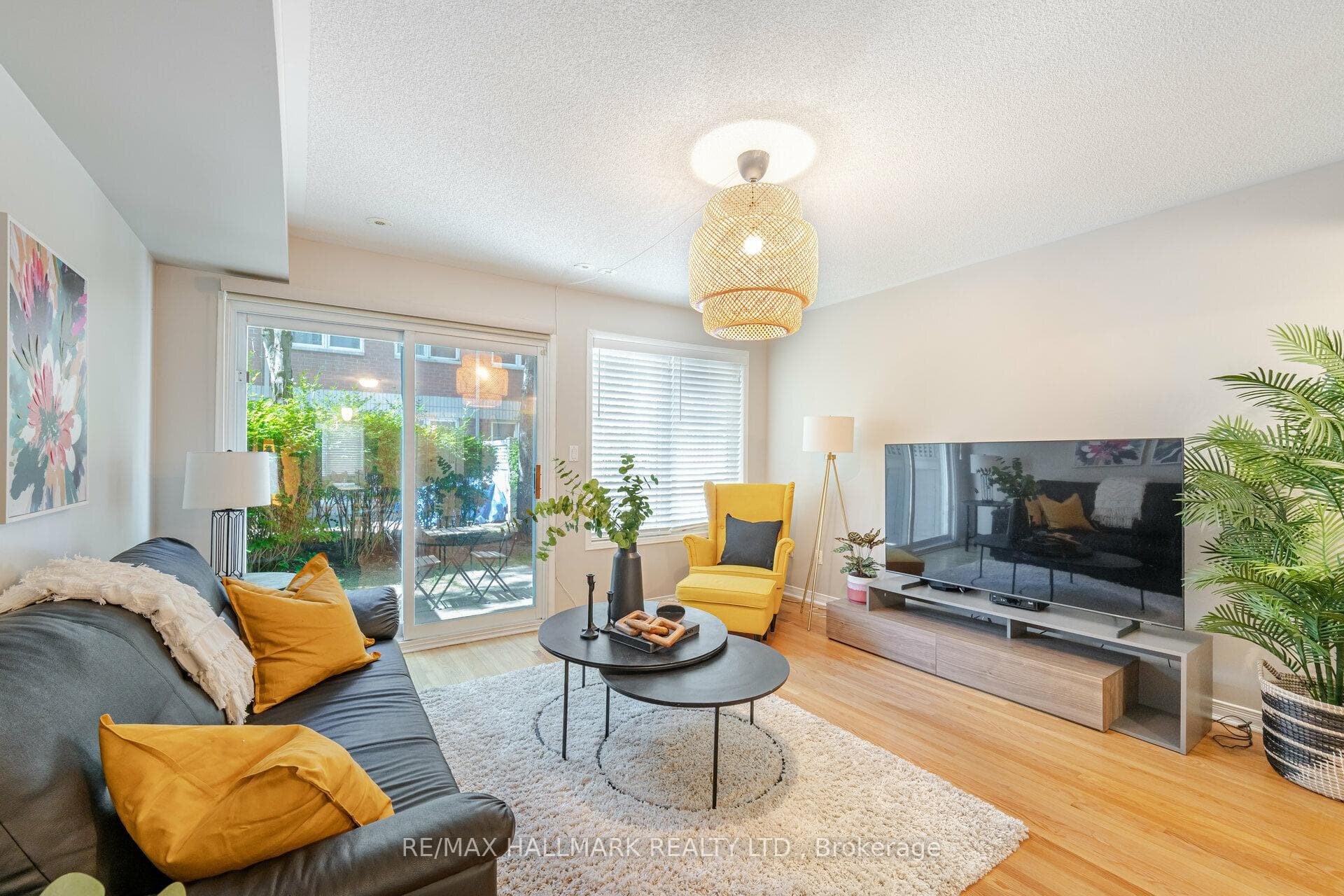29 Rosebank Drive Unit 503 photo 1