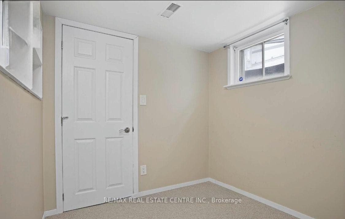 768 Olive Avenue photo 3