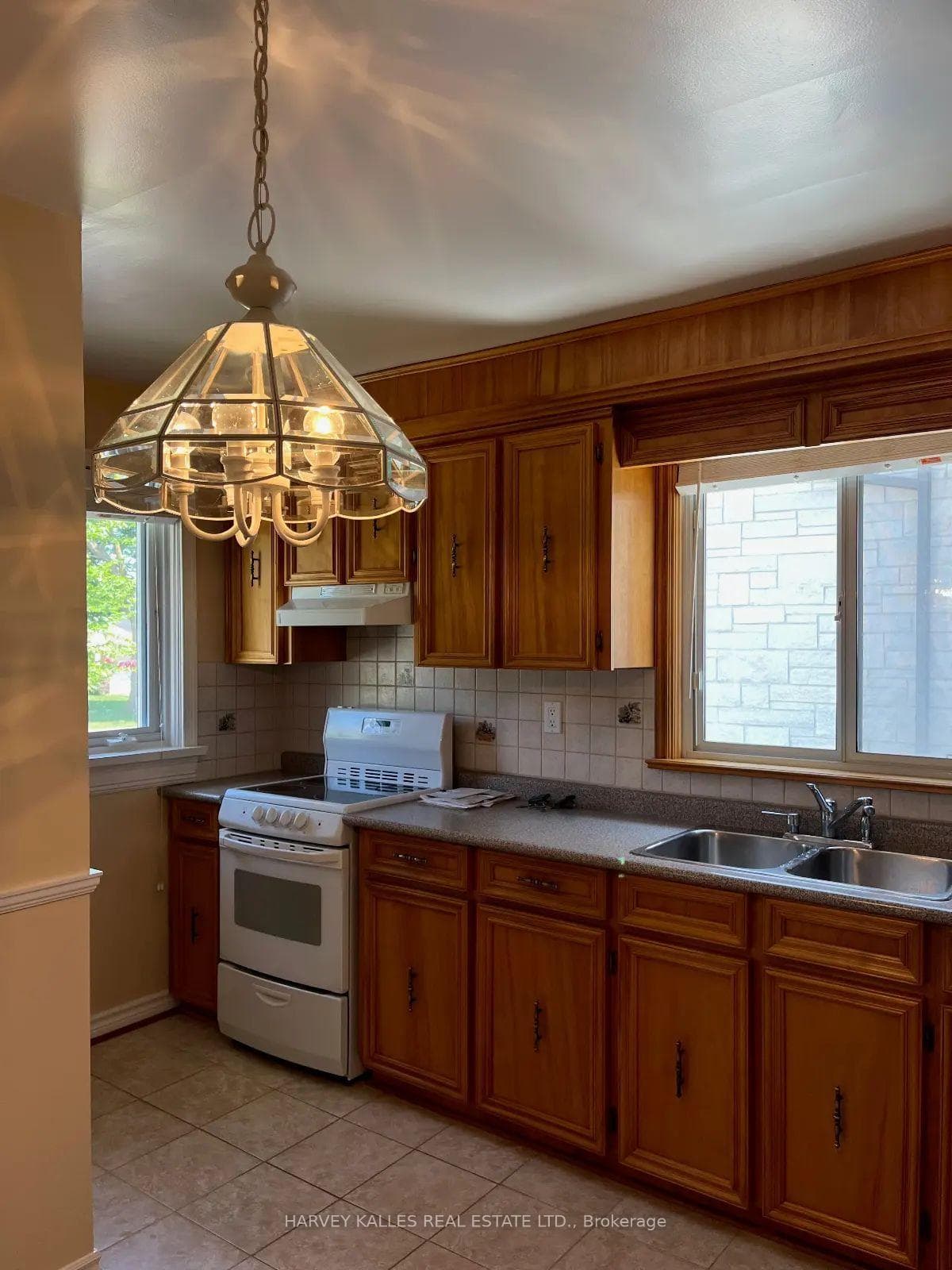 54 Charleston Road photo 11