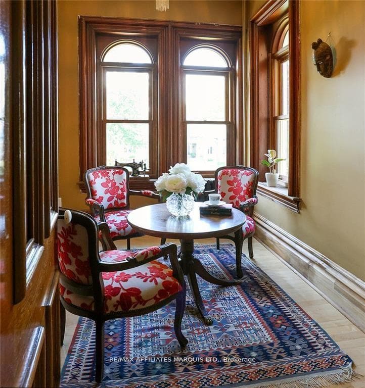 Second Floor Sitting Area