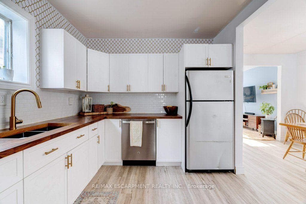 84 East 24th Street photo 7