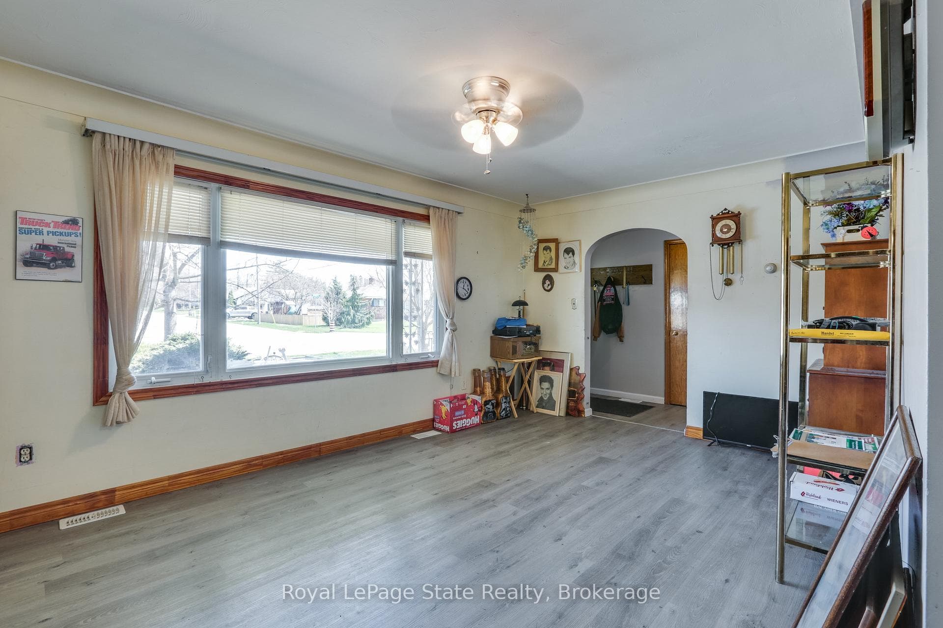 220 Washington Street photo 10