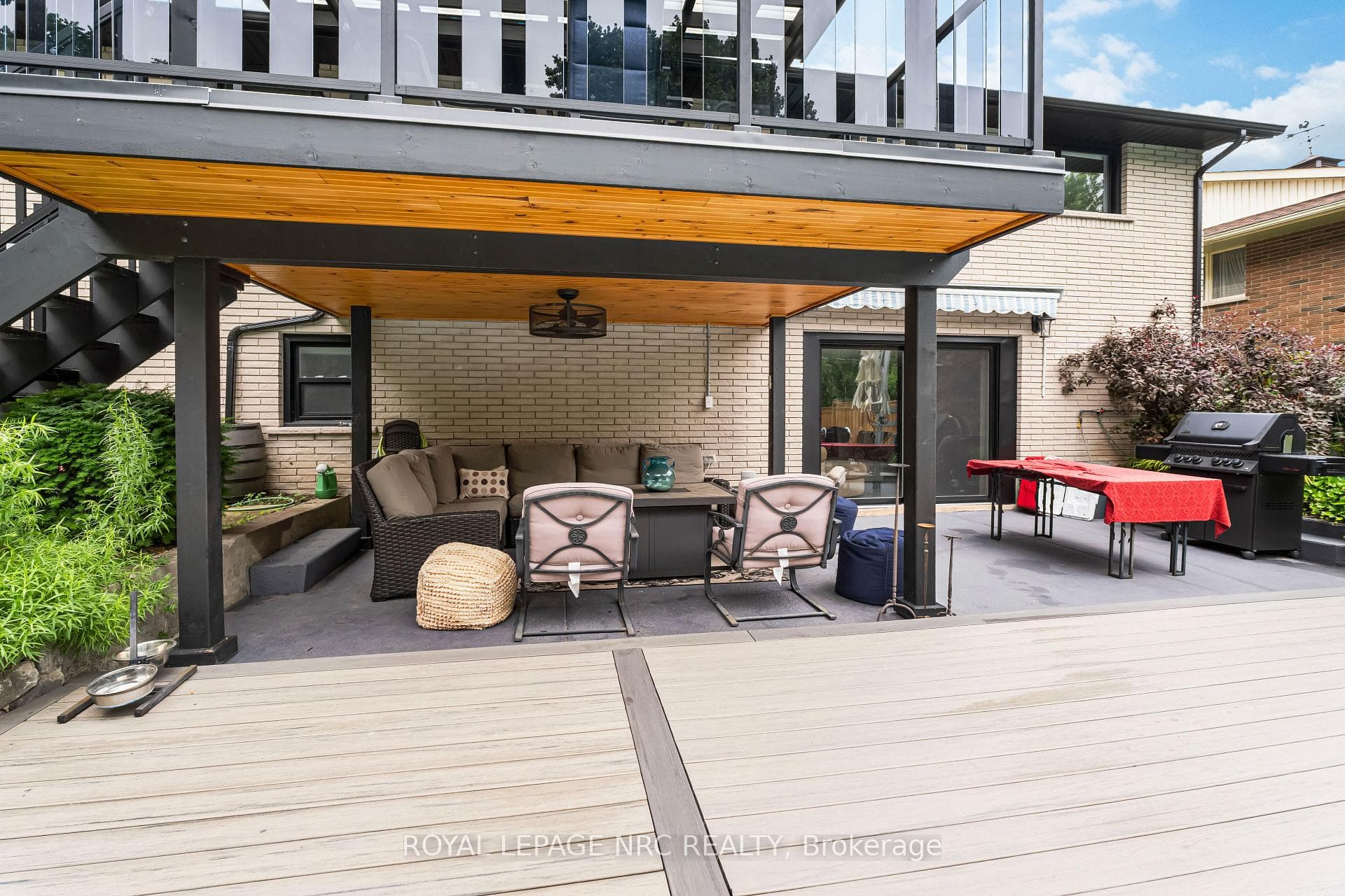 9 Cartier Drive photo 30