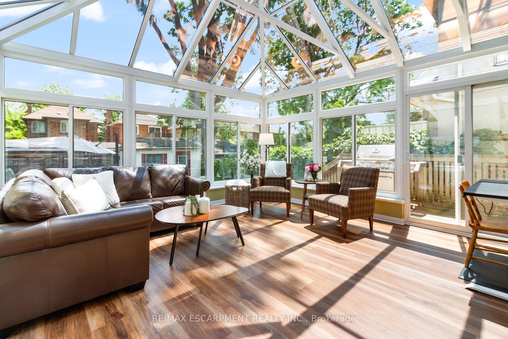 19 Jackson Avenue photo 16