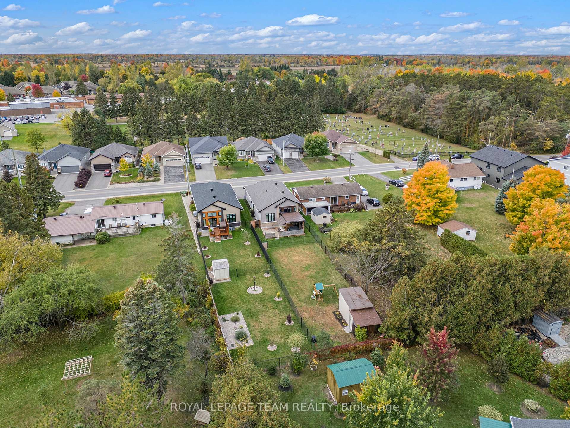 339 Pinehill Road photo 38