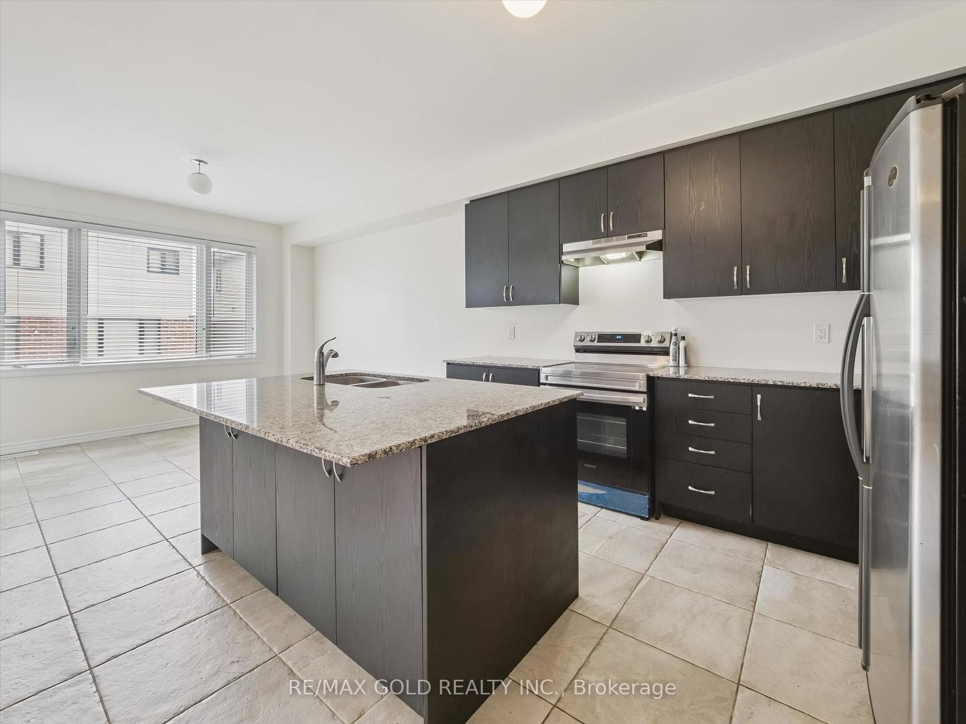 6 Bannister Road Unit Upper photo 12