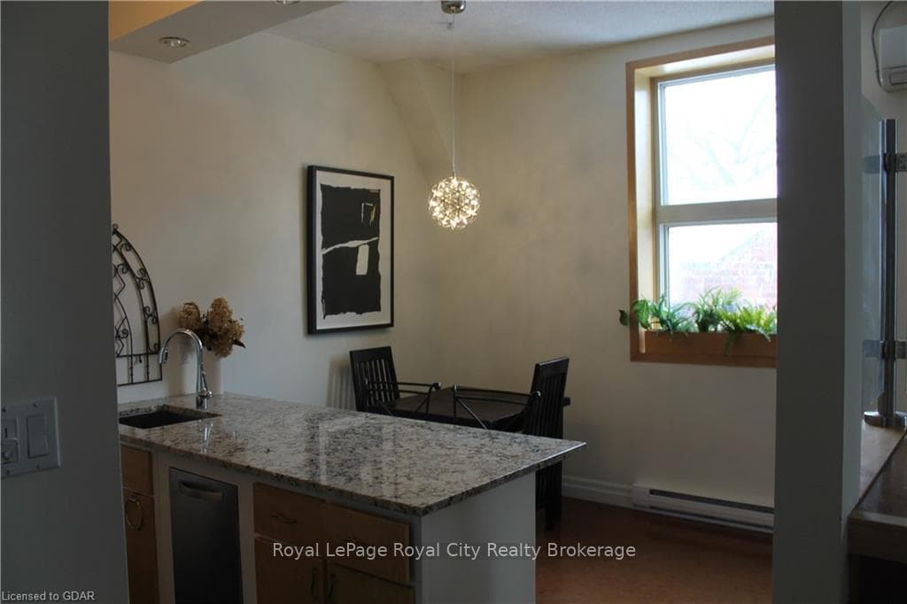 200 WOOLWICH Street Unit 202 photo 17