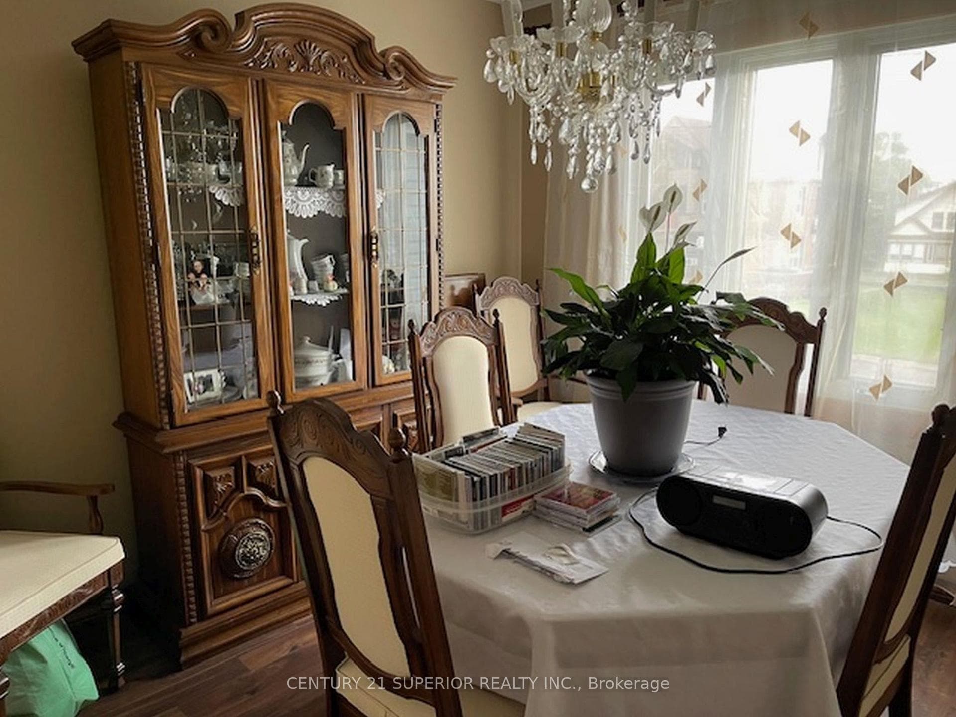 52 Dixon Street photo 7