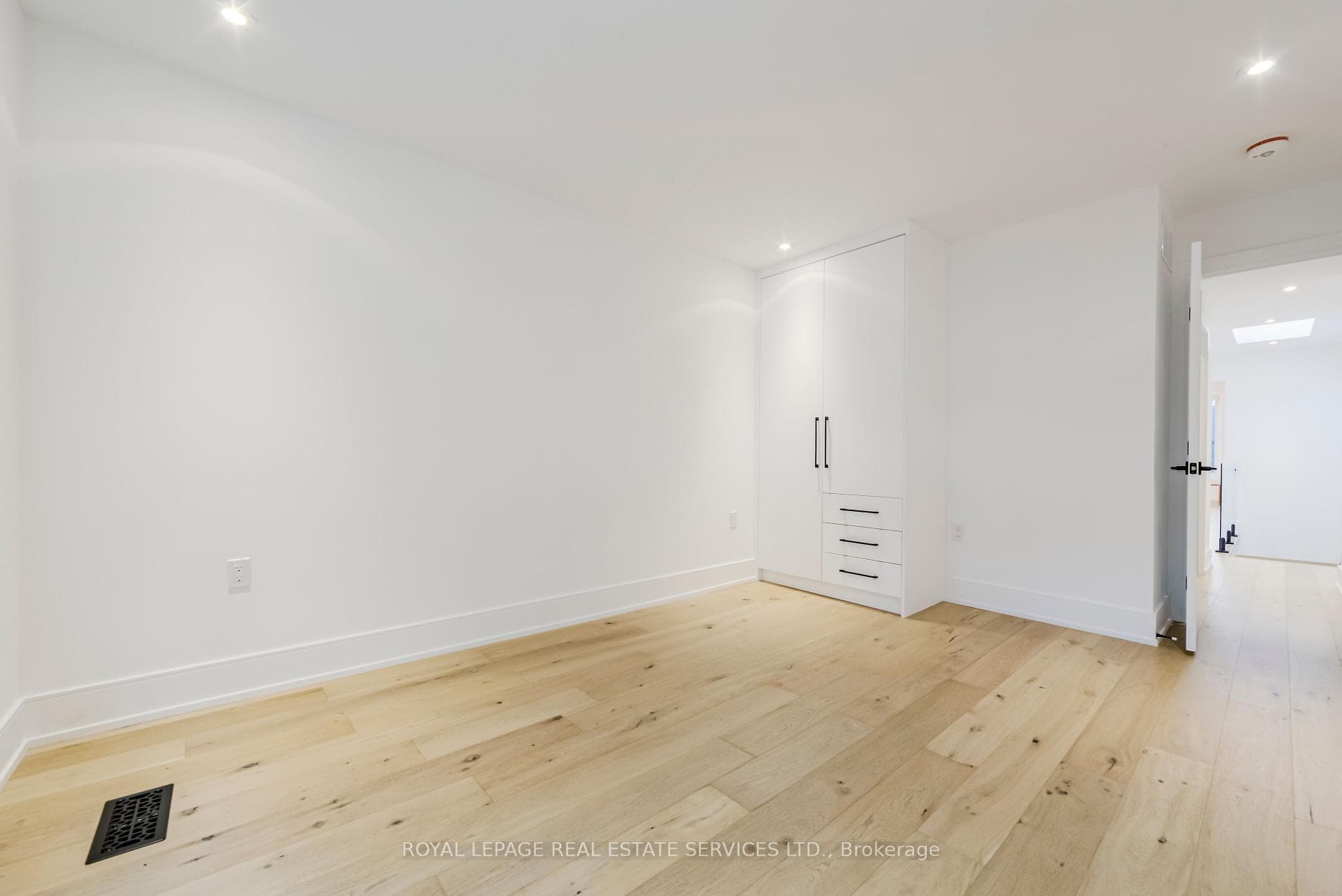 85 Gough Avenue photo 29