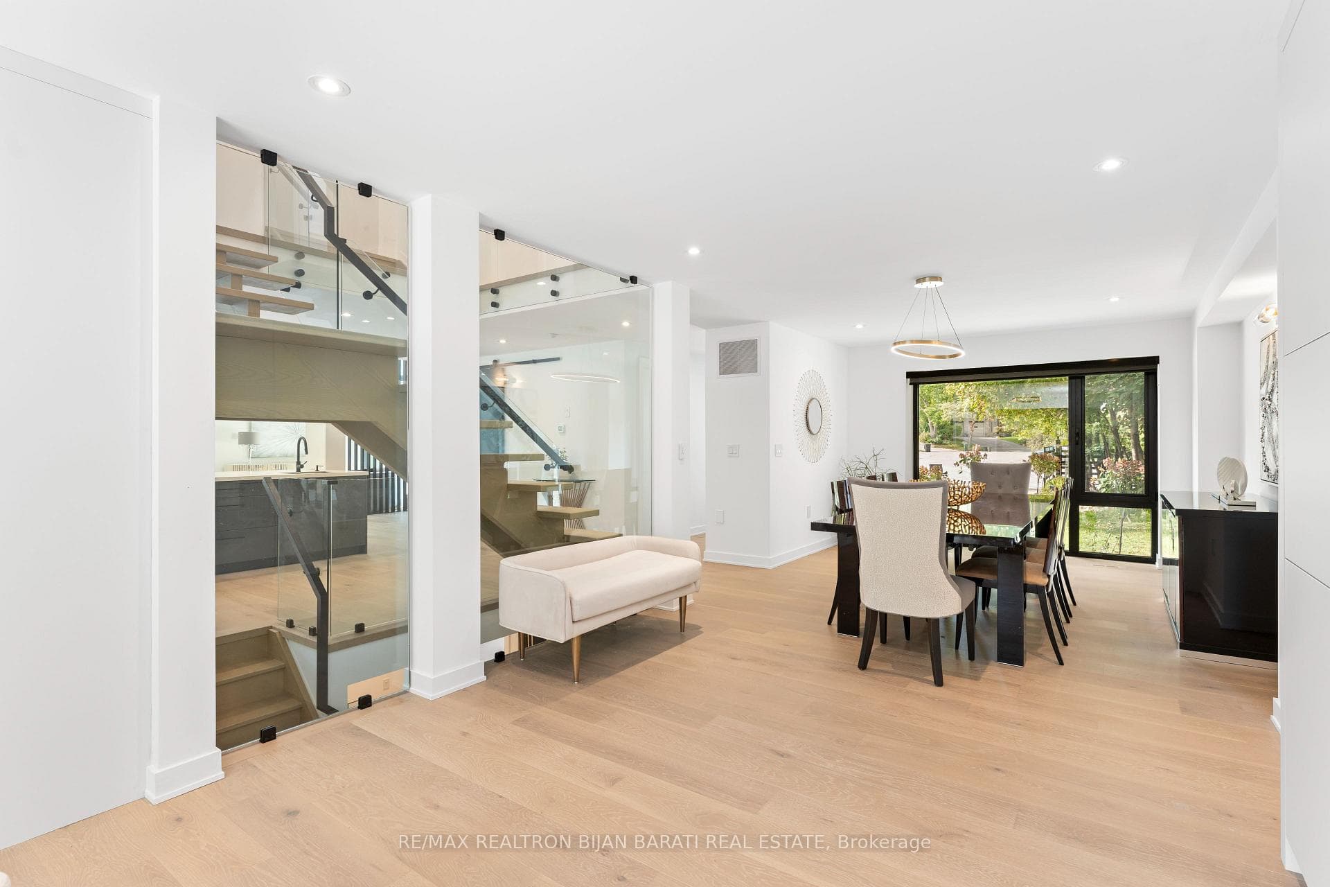 38 Woodthrush Court photo 17