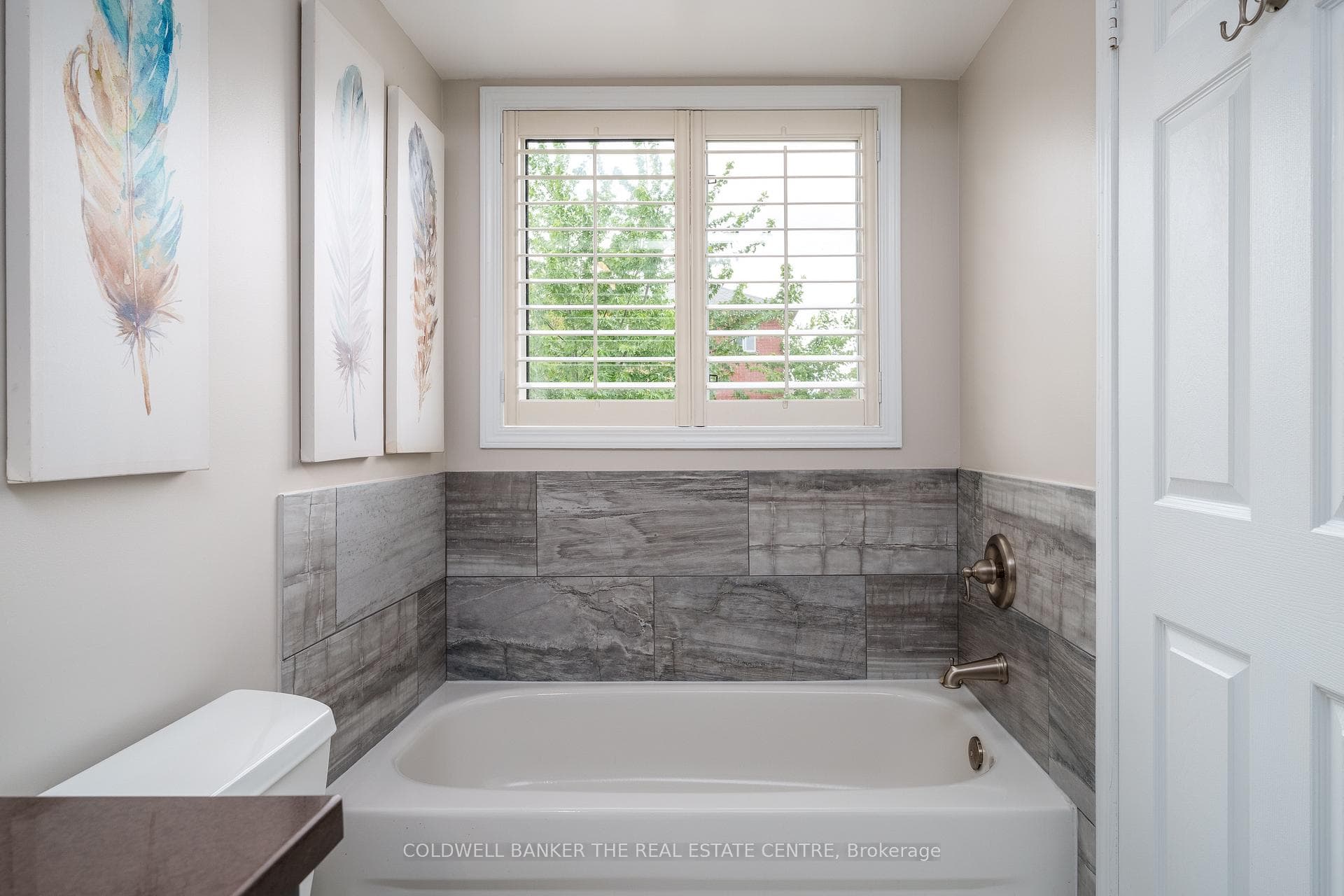 Ensuite