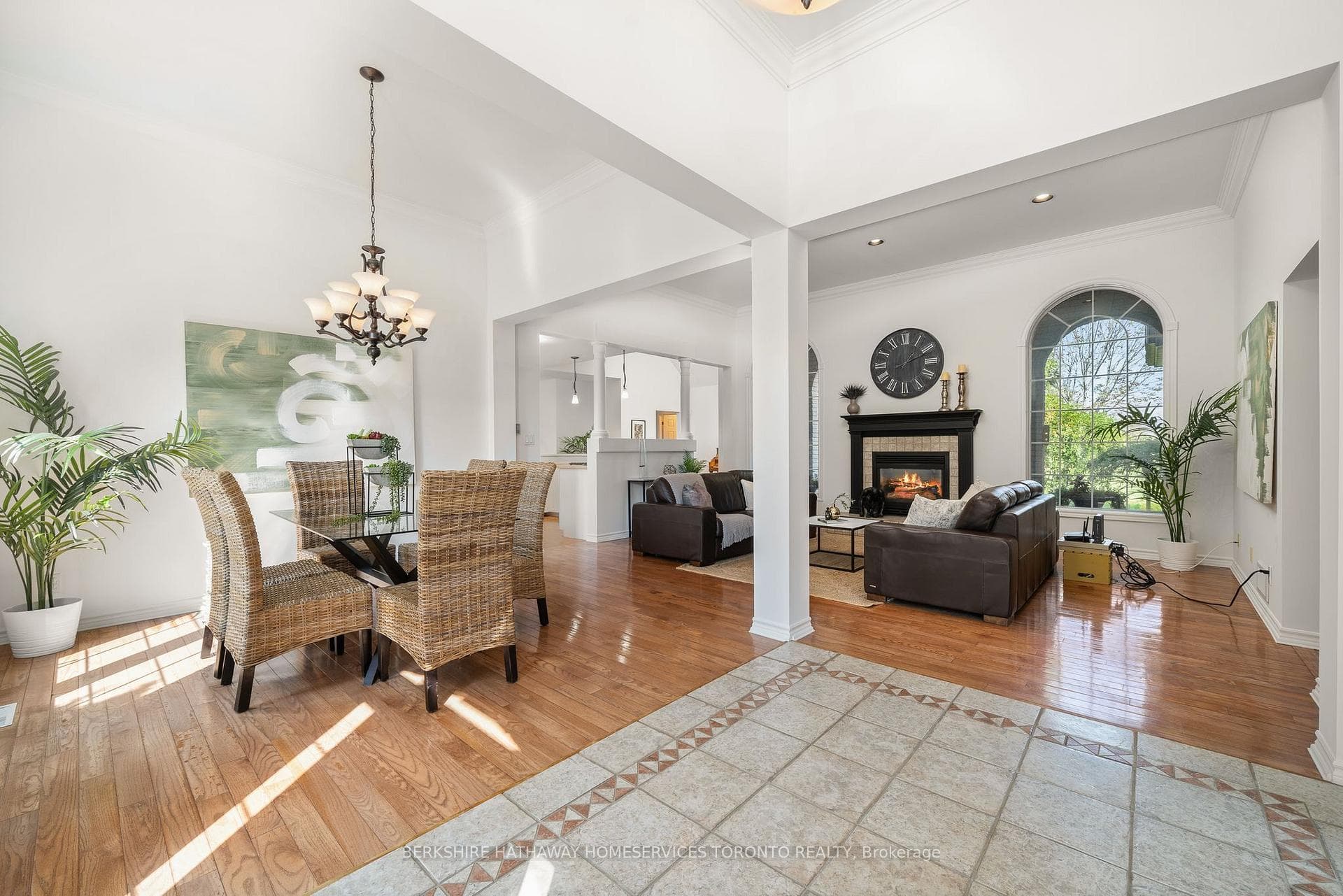 108 Wedgewood Lane photo 6