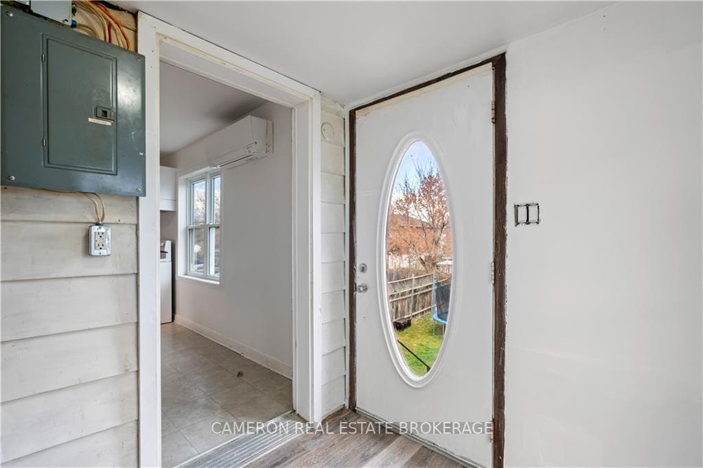 45 LEFEBVRE Avenue Unit A photo 5