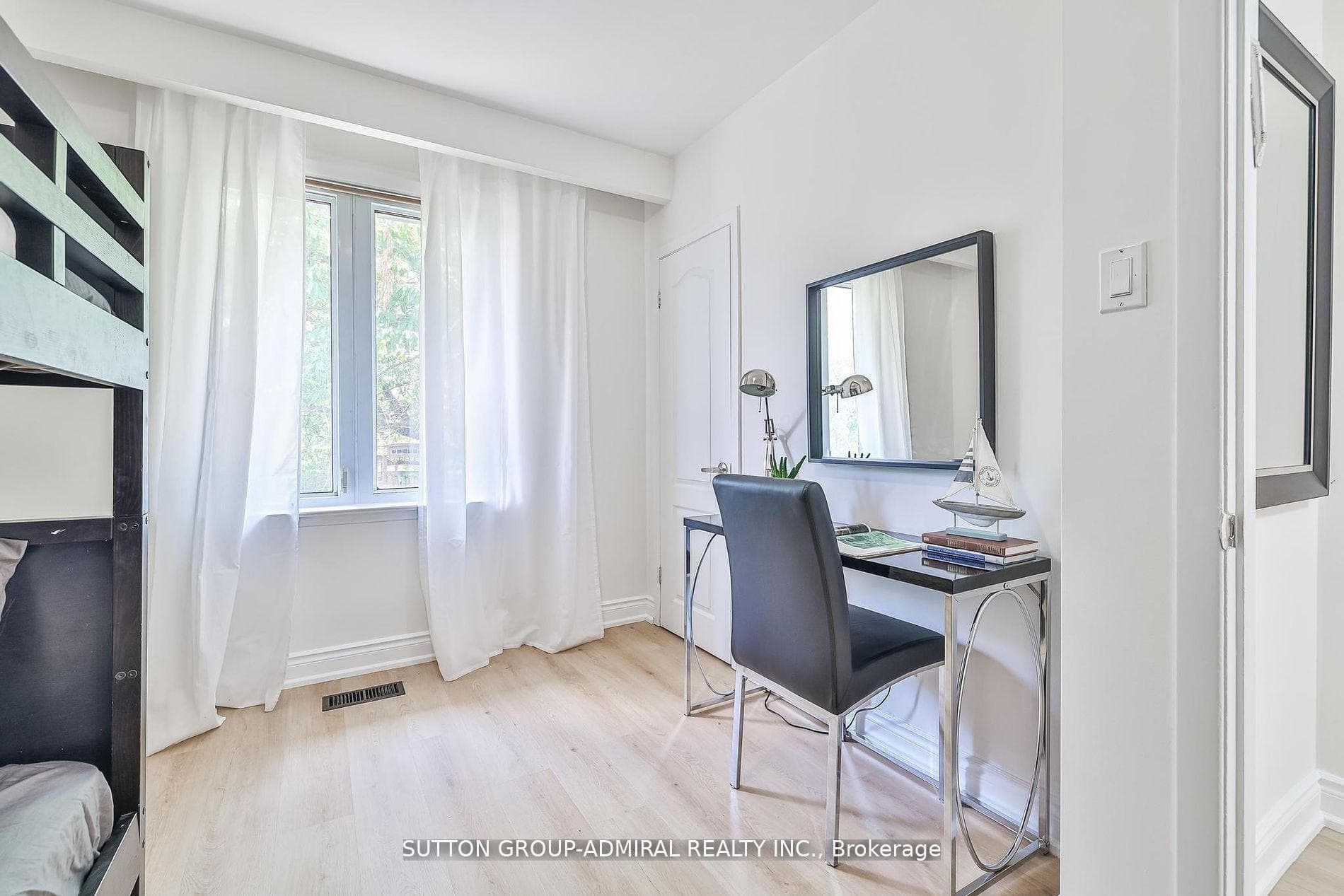 161 Ranee Avenue photo 29