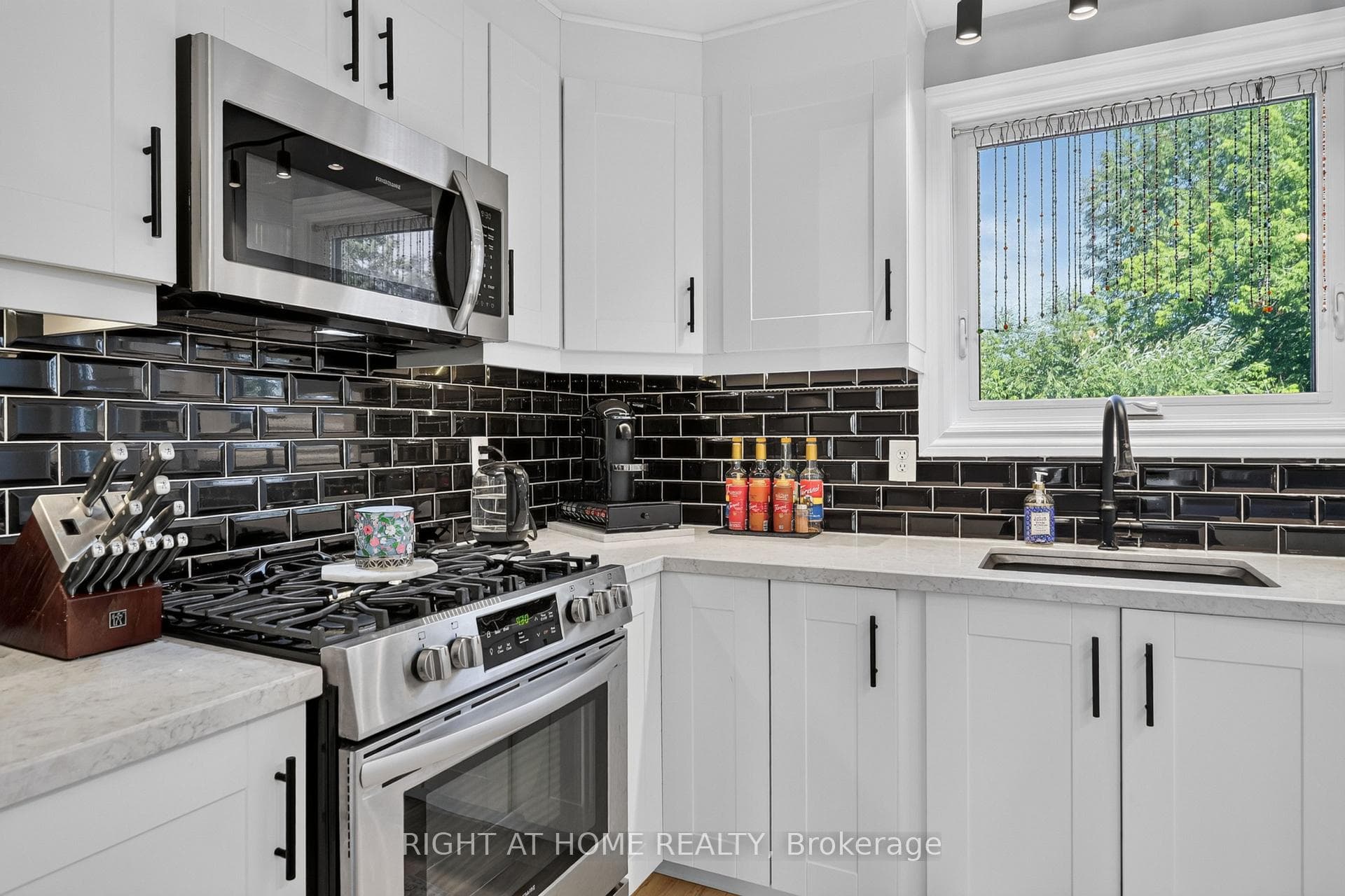 541 River Road photo 8