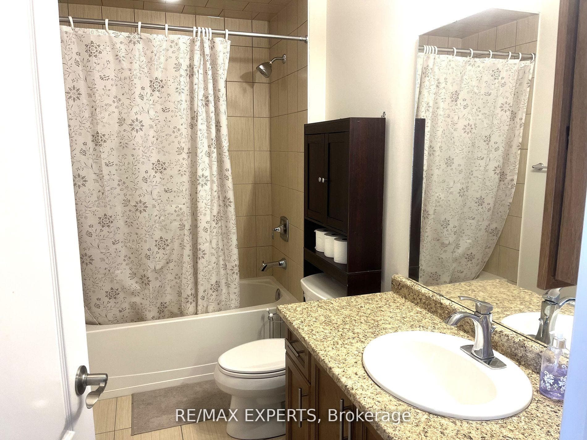 1360 Costigan Road Unit 303 photo 9