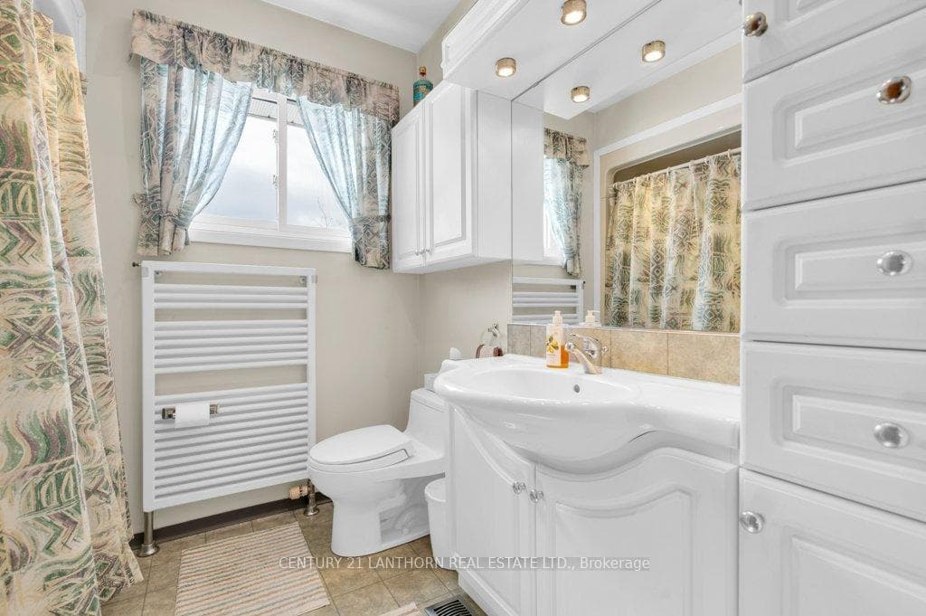 523 Harts Road photo 21