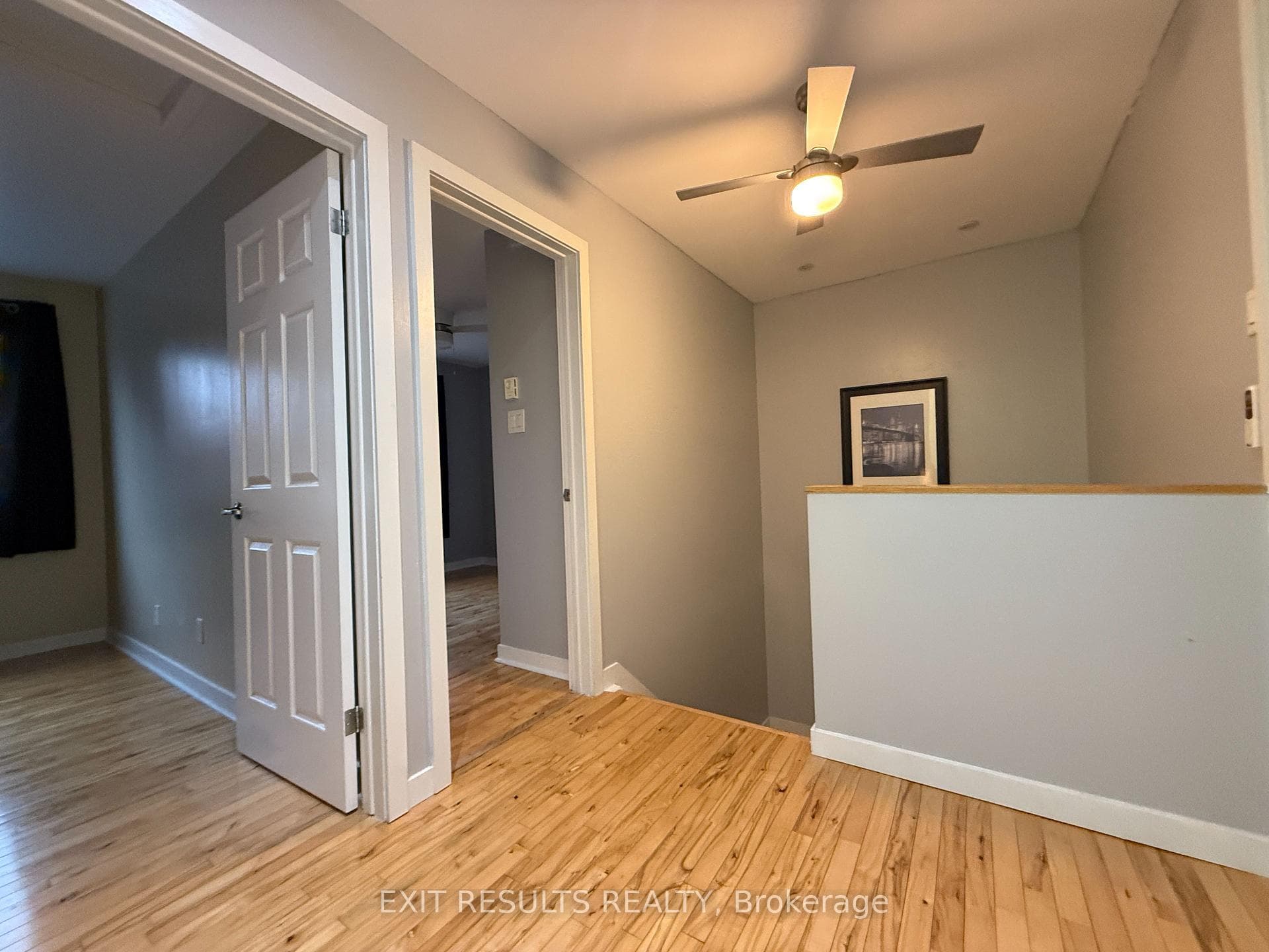 1090 DIANNE Avenue photo 21