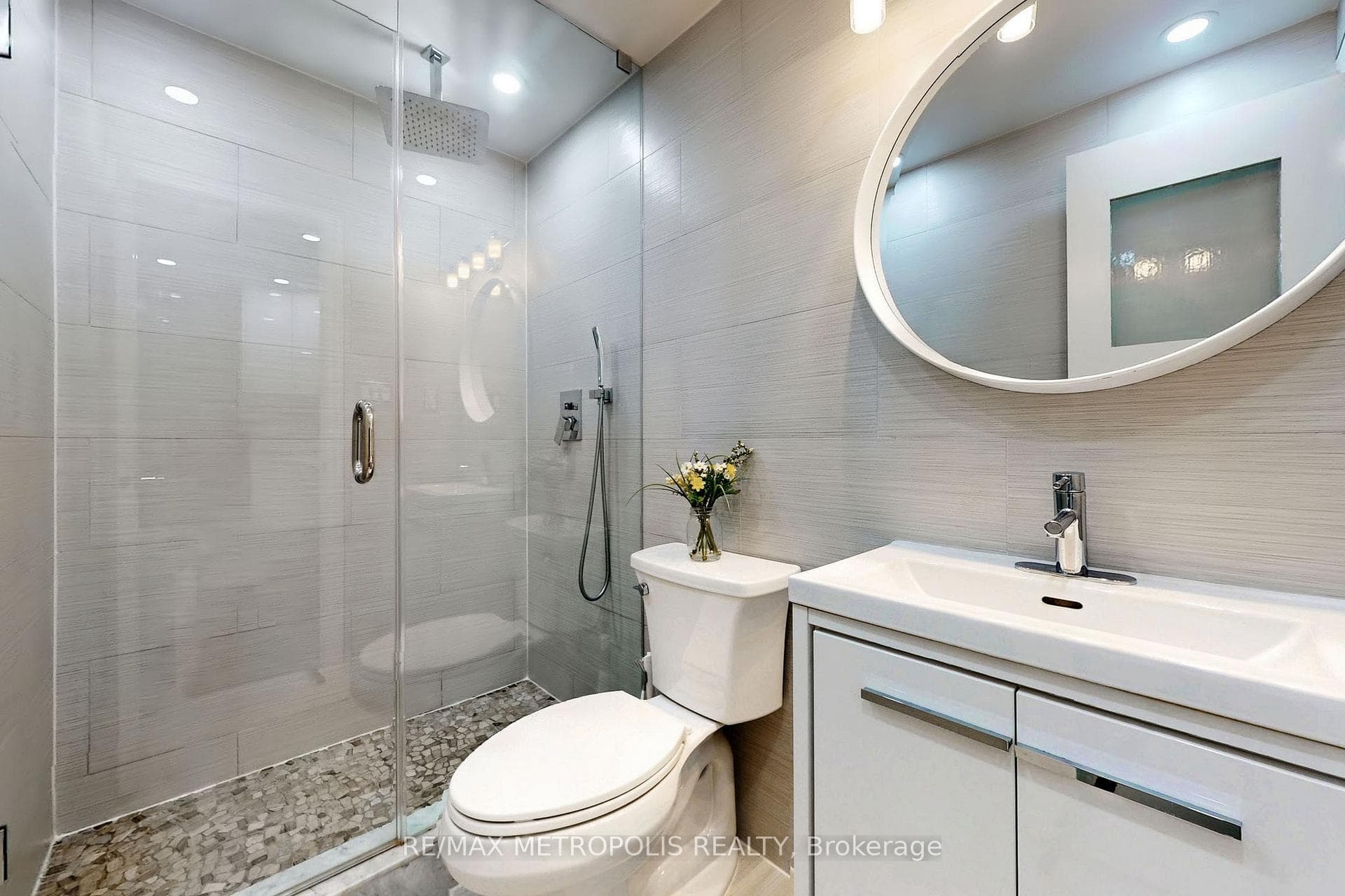 69 Casabel Drive photo 27