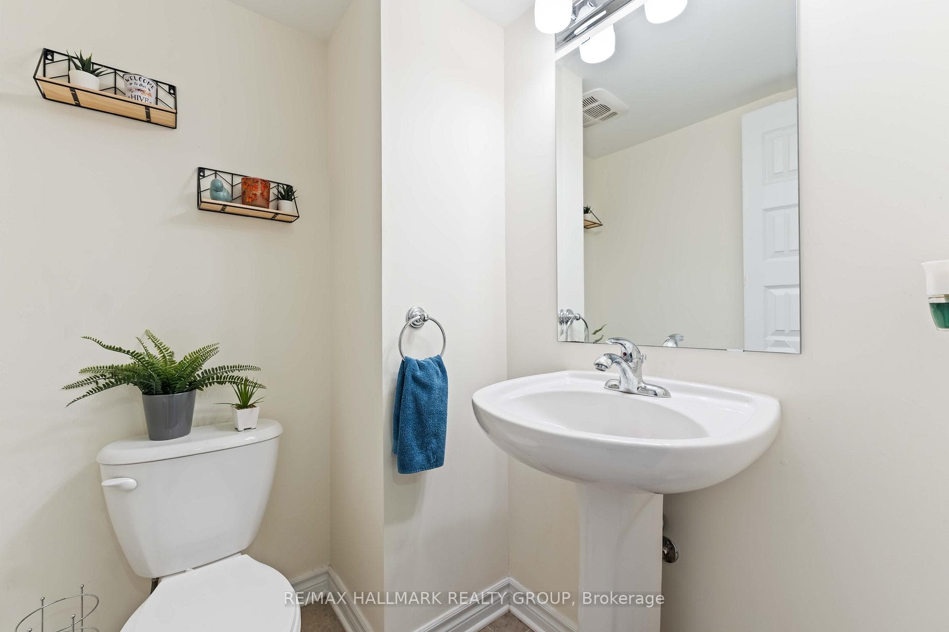 792 Lakeridge Drive photo 13