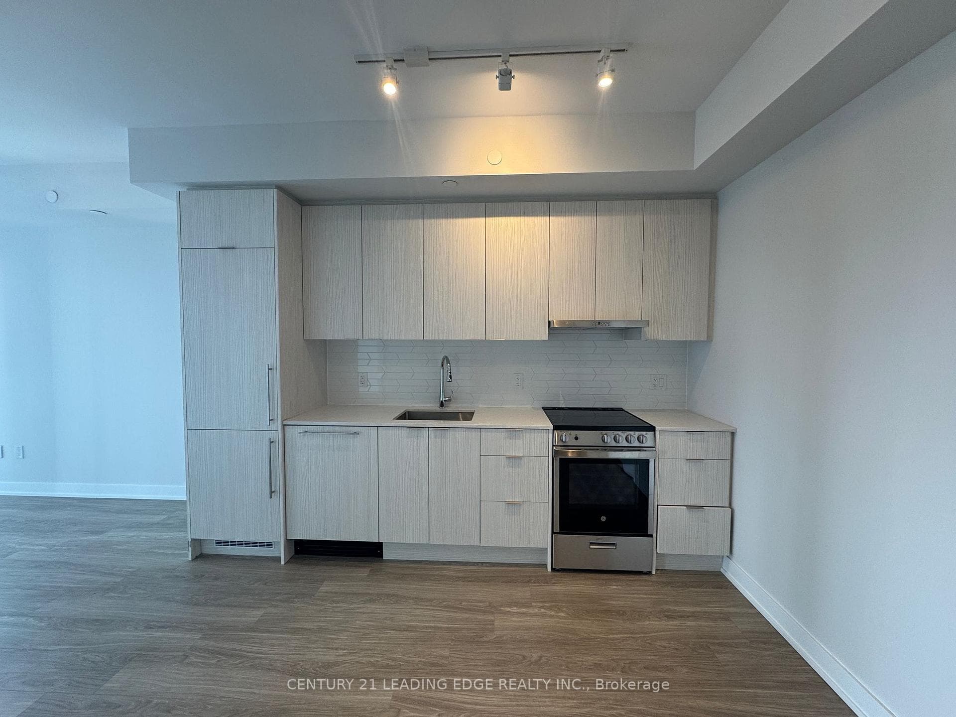 430 Square One Drive Unit 2202 photo 6