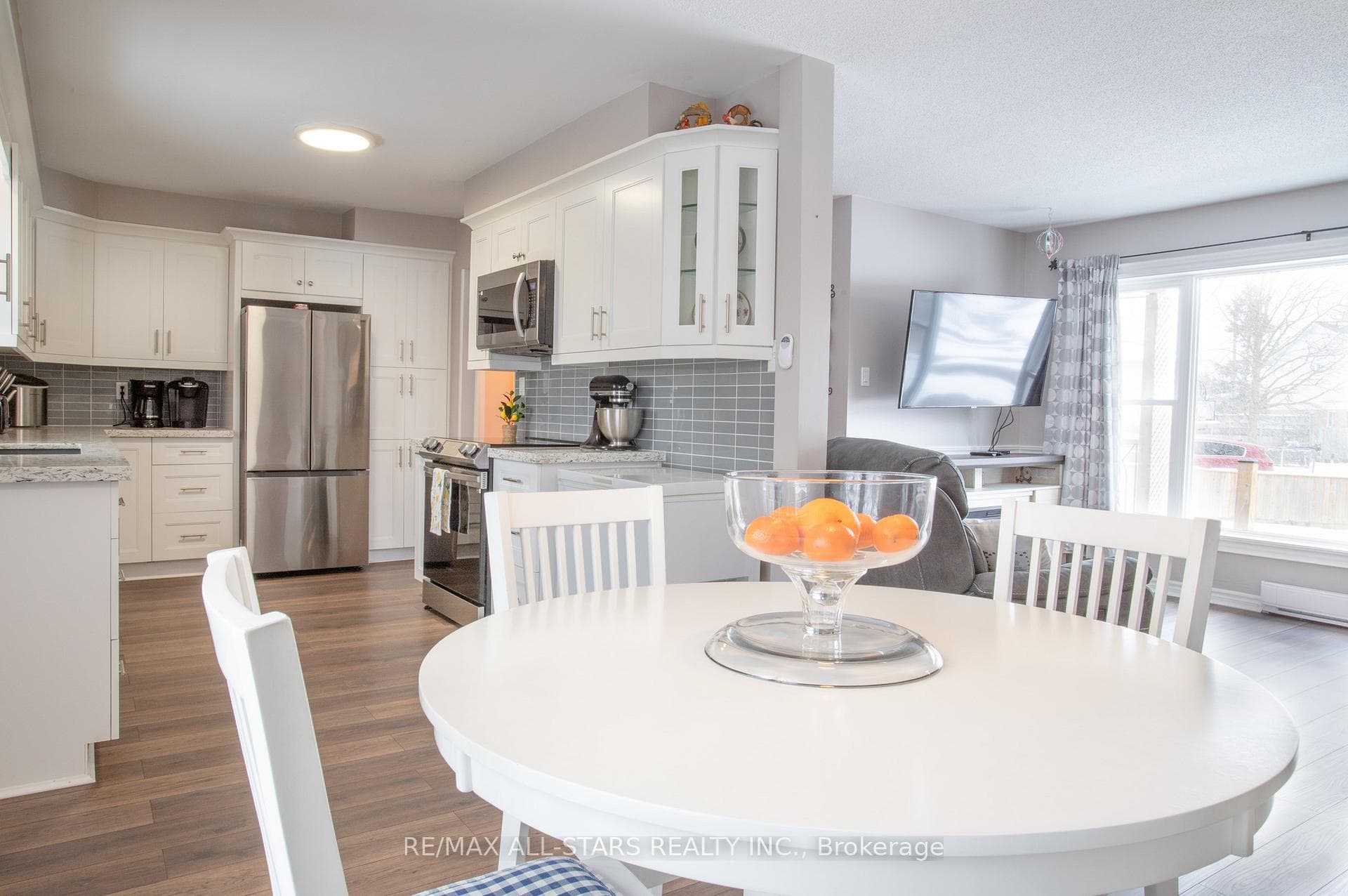 158 Blossom Court photo 7