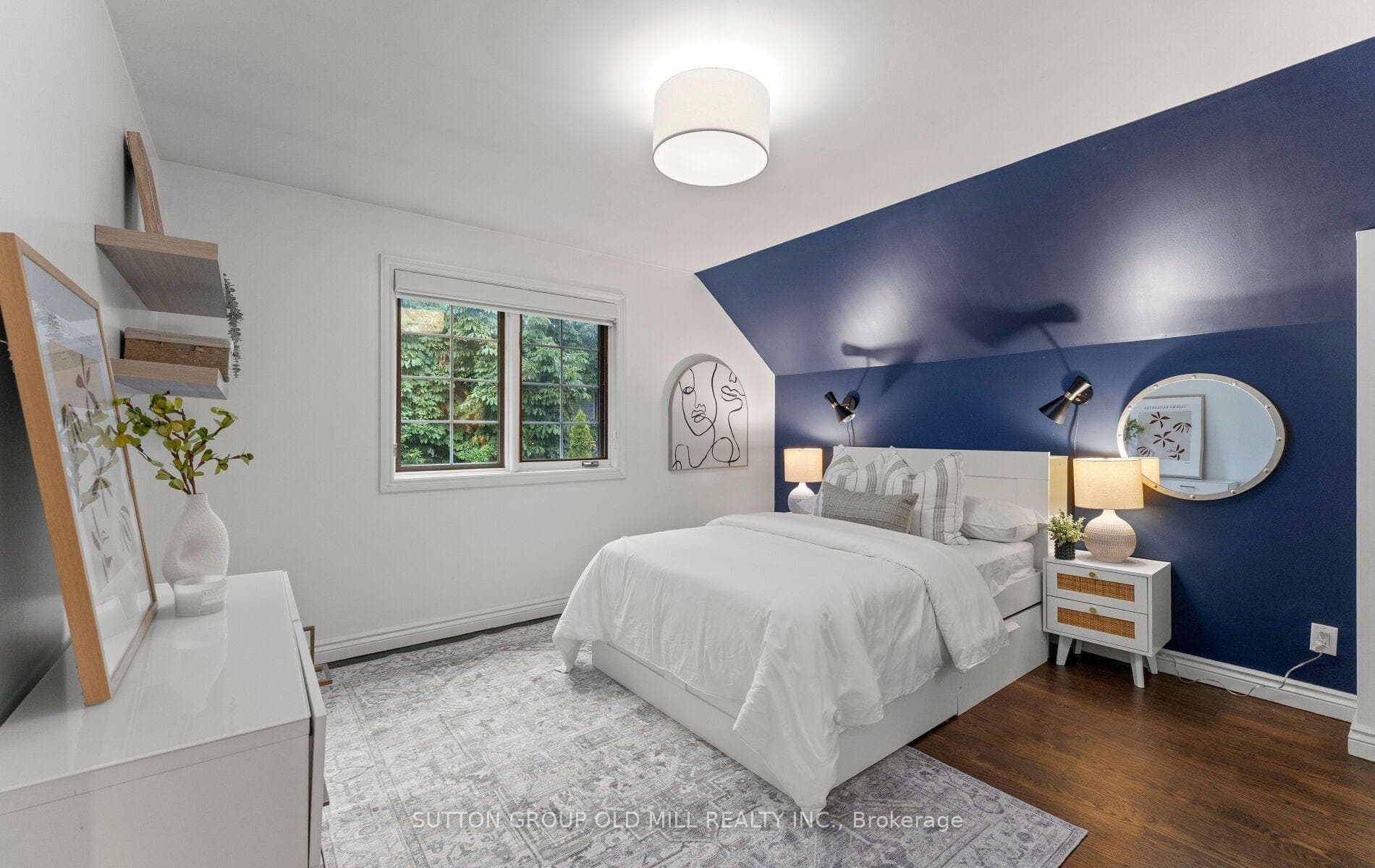 162 Brentwood Road photo 40