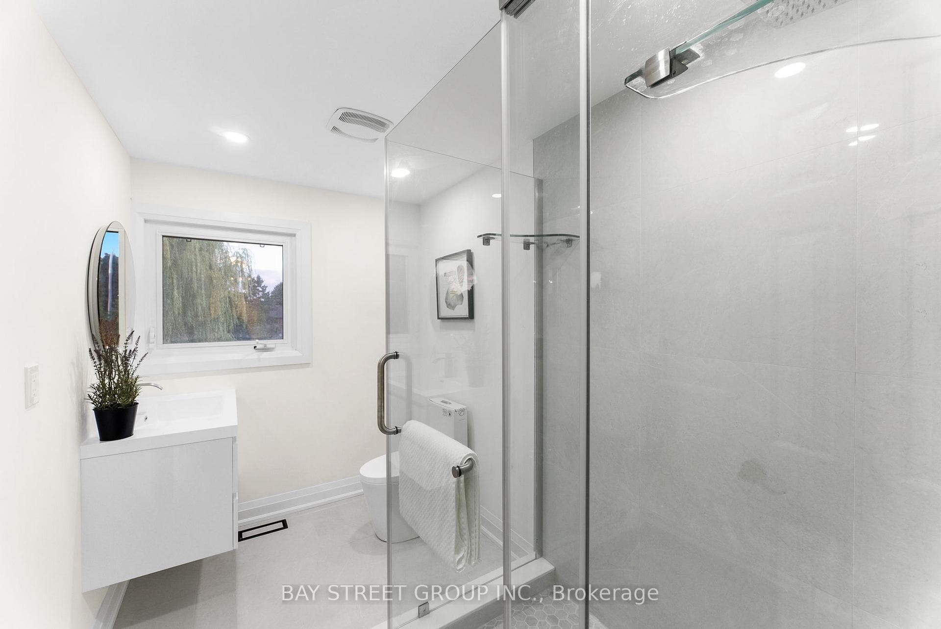 15 Drewbrook Court photo 32