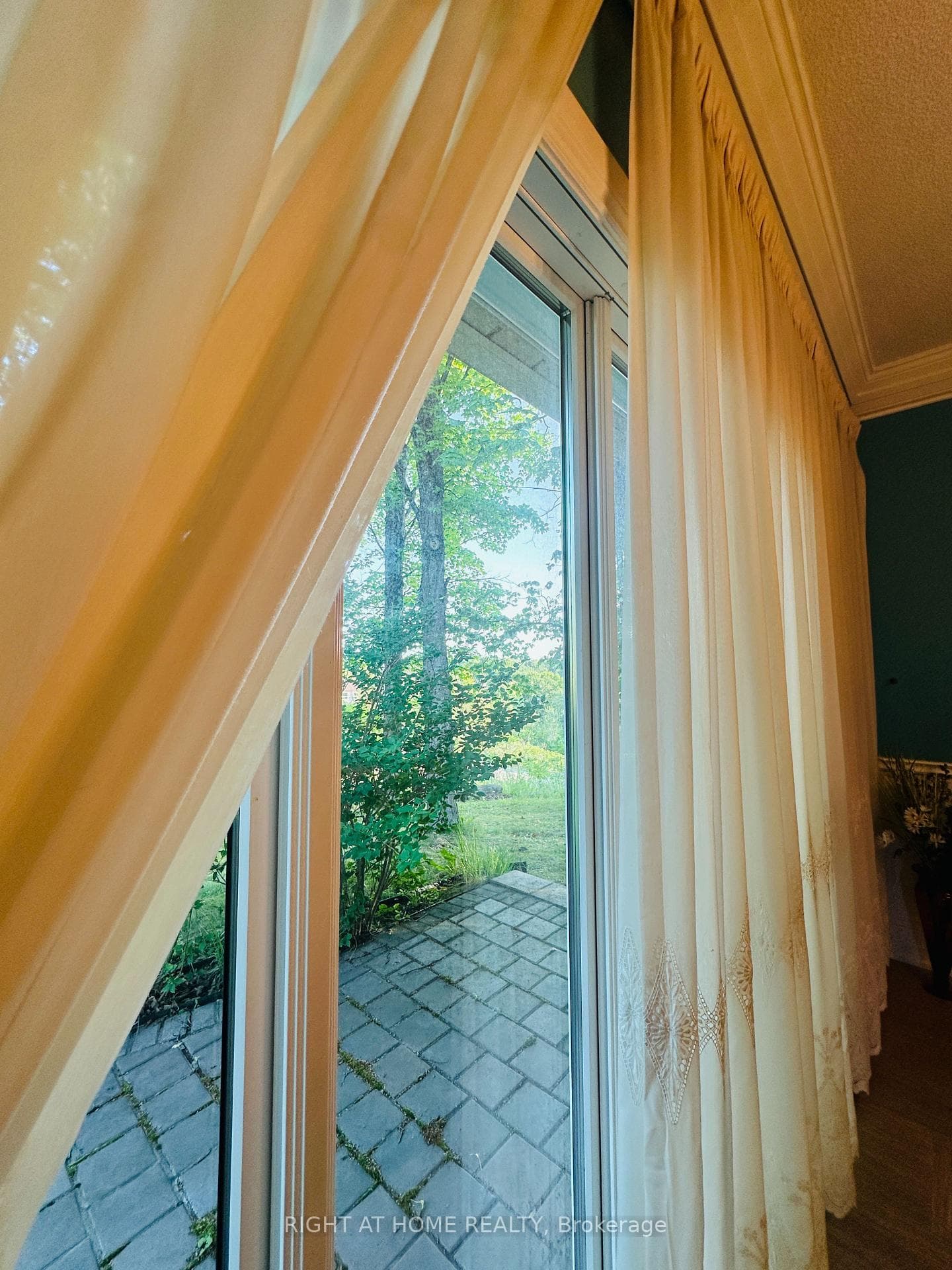 12 Keily Crescent photo 32