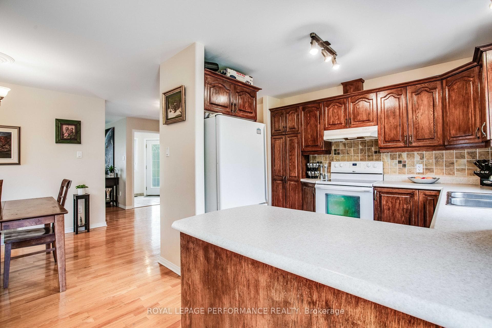 531 Du Bercail Road photo 15