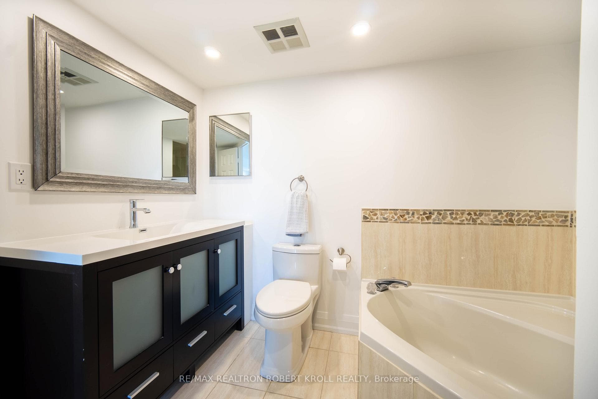 7300 Yonge Street Unit 701 photo 30