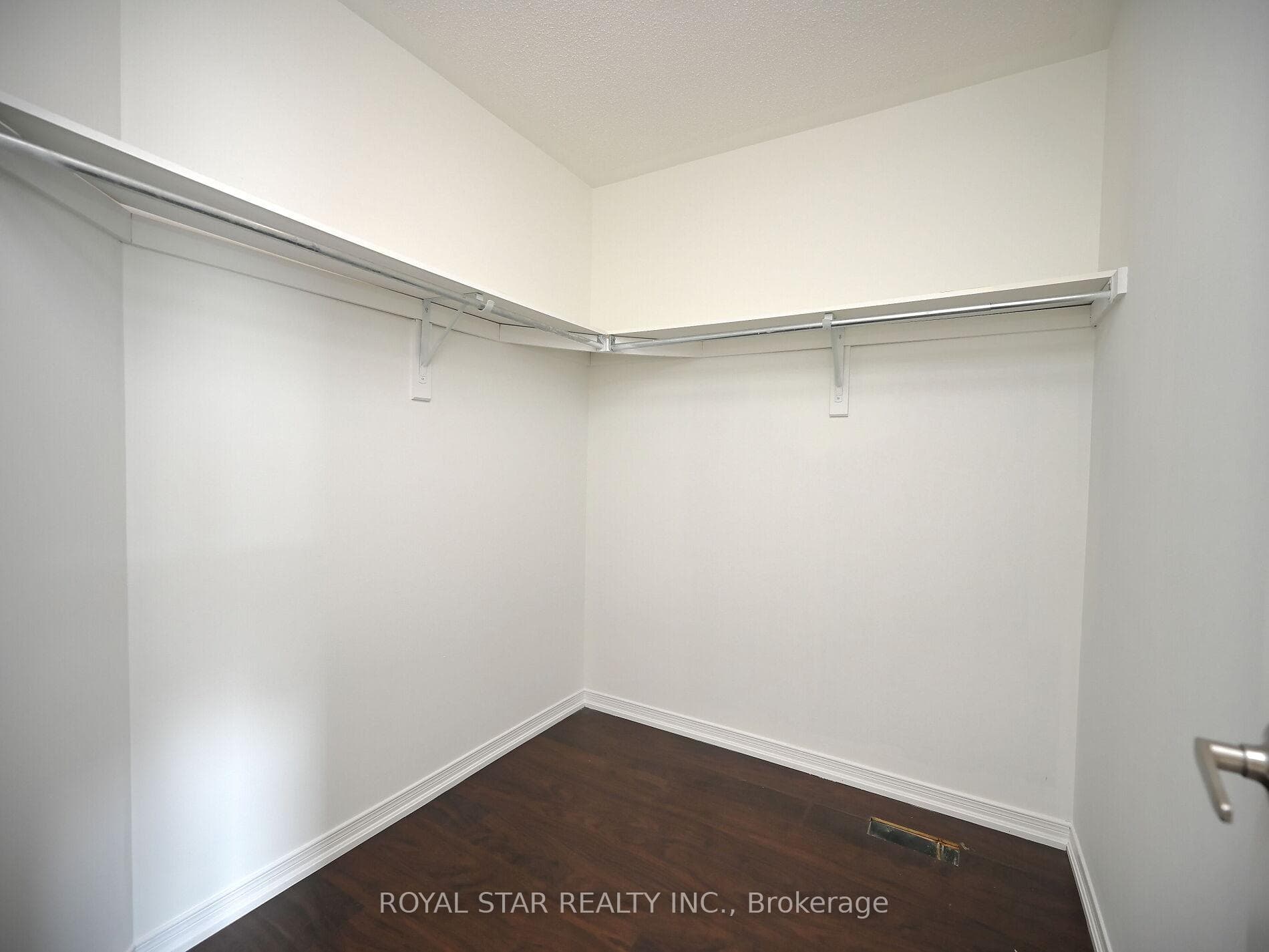 77 Bellchase Trail photo 23