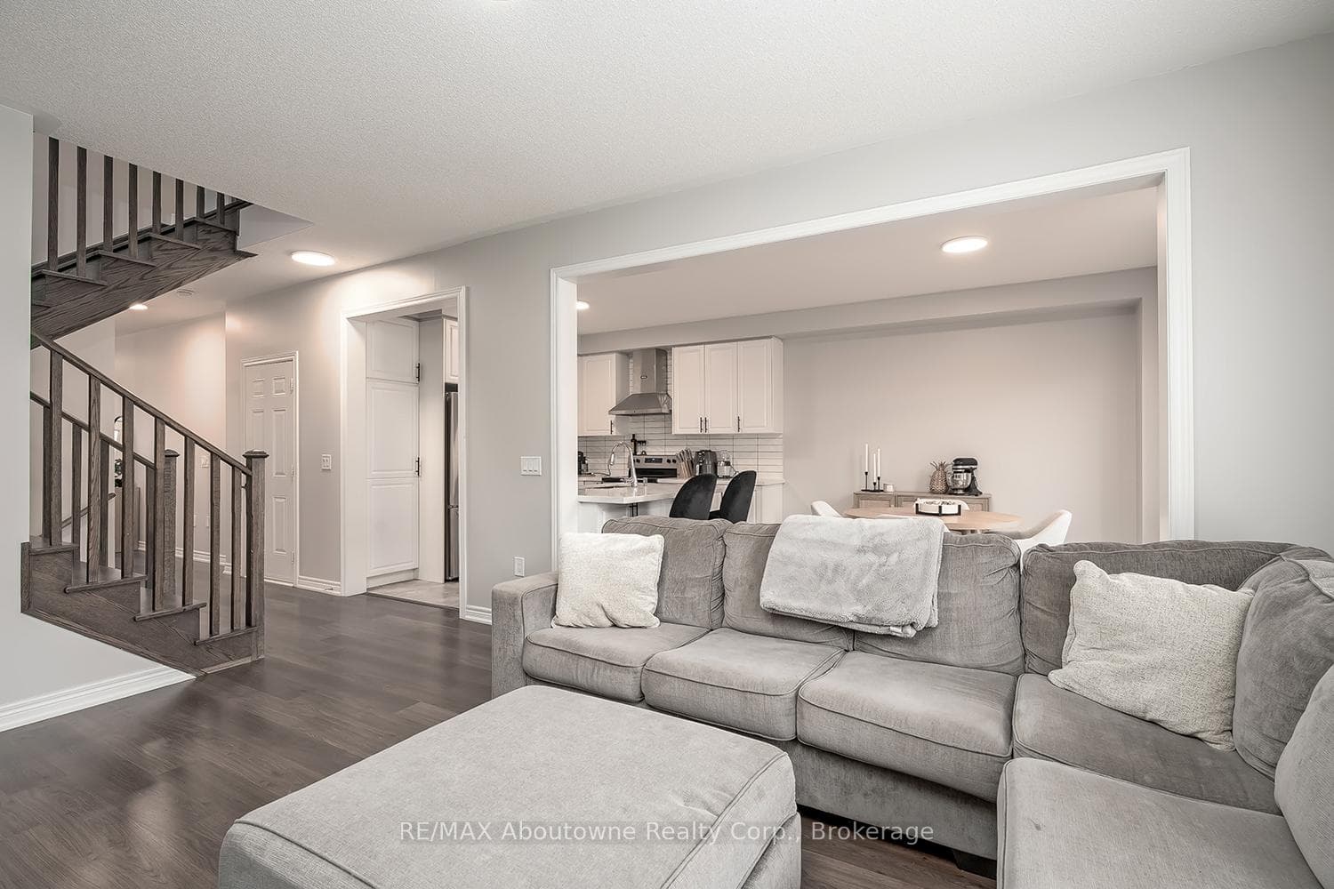 1548 Carr Landing photo 14