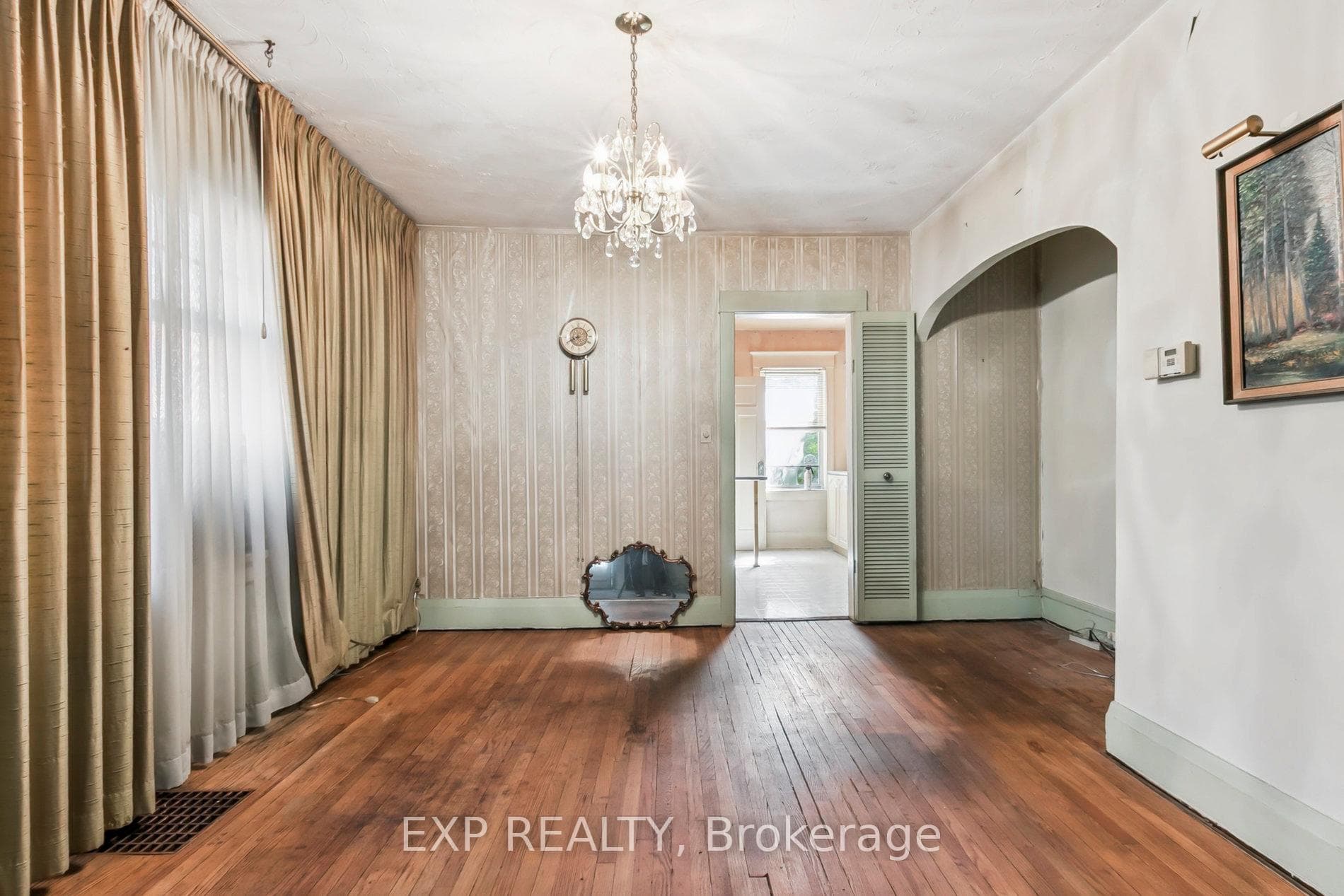 395 Woodbine Avenue photo 15