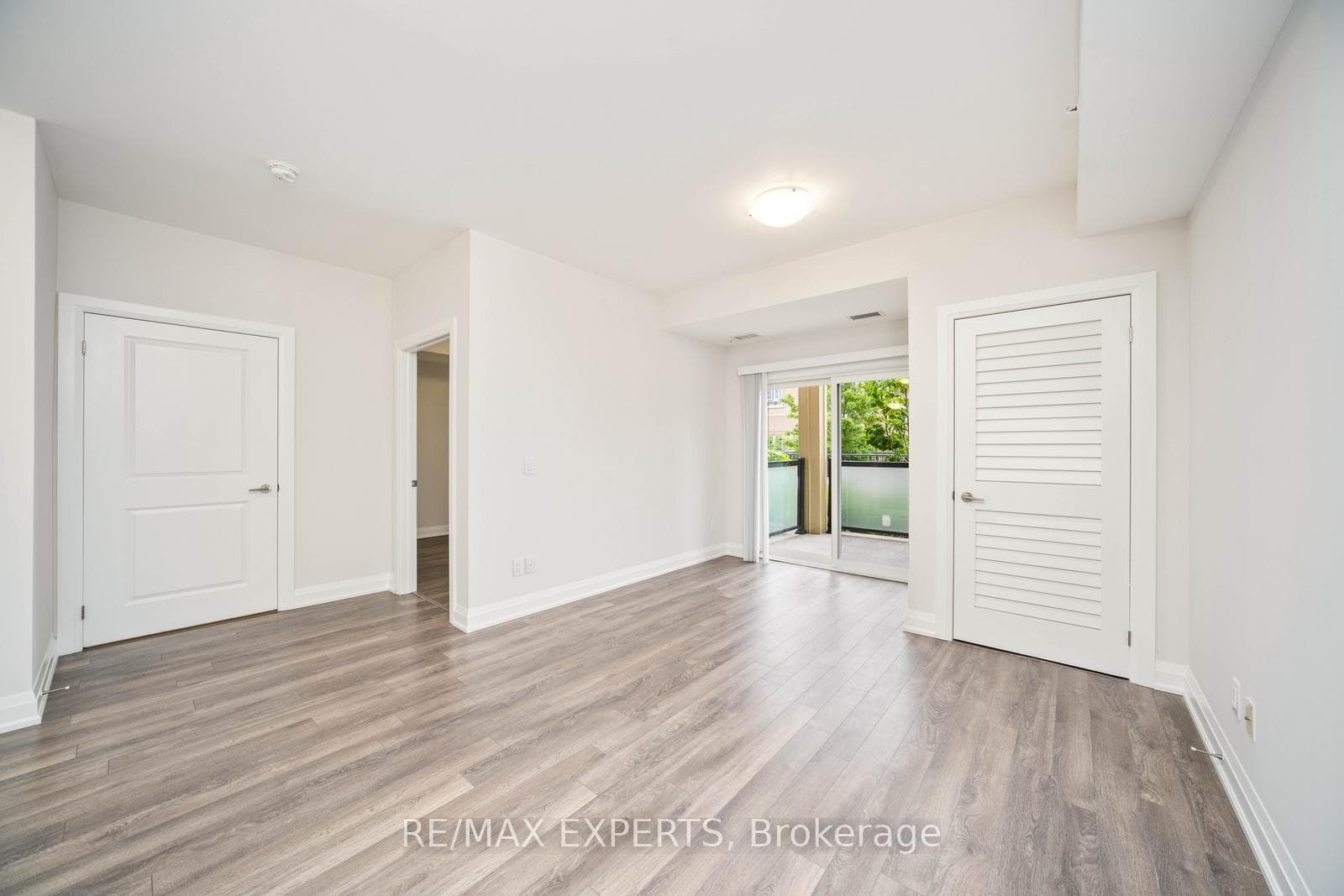 481 Rupert Avenue Unit 2117 photo 23