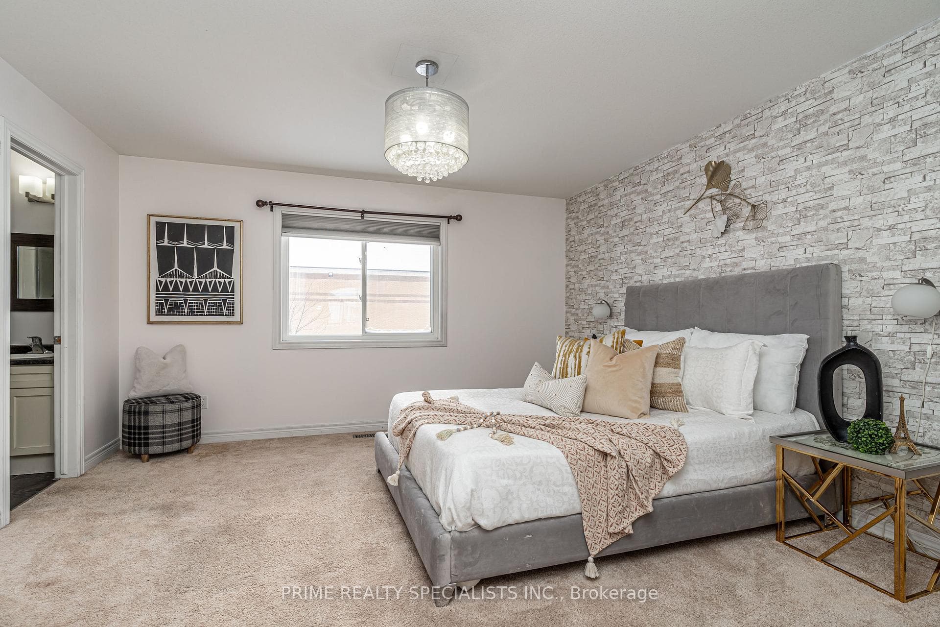 8460 Kelsey Crescent photo 23