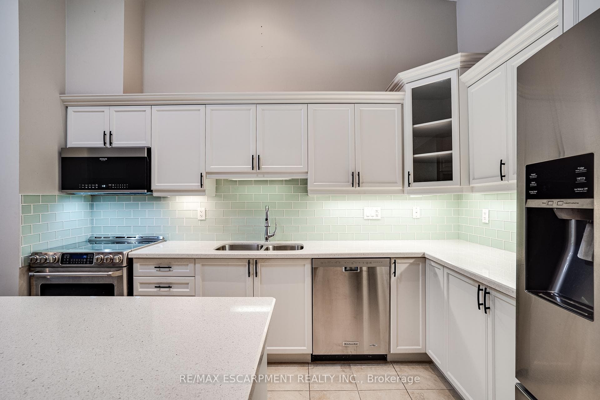 19 Tallforest Trail photo 7