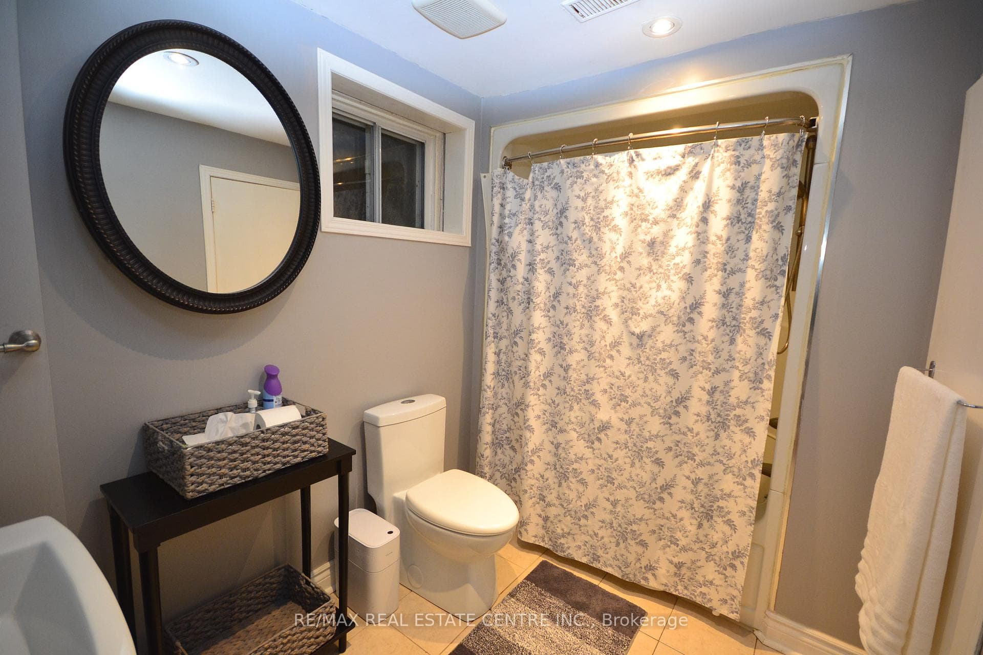 75 Cynthia Road photo 44