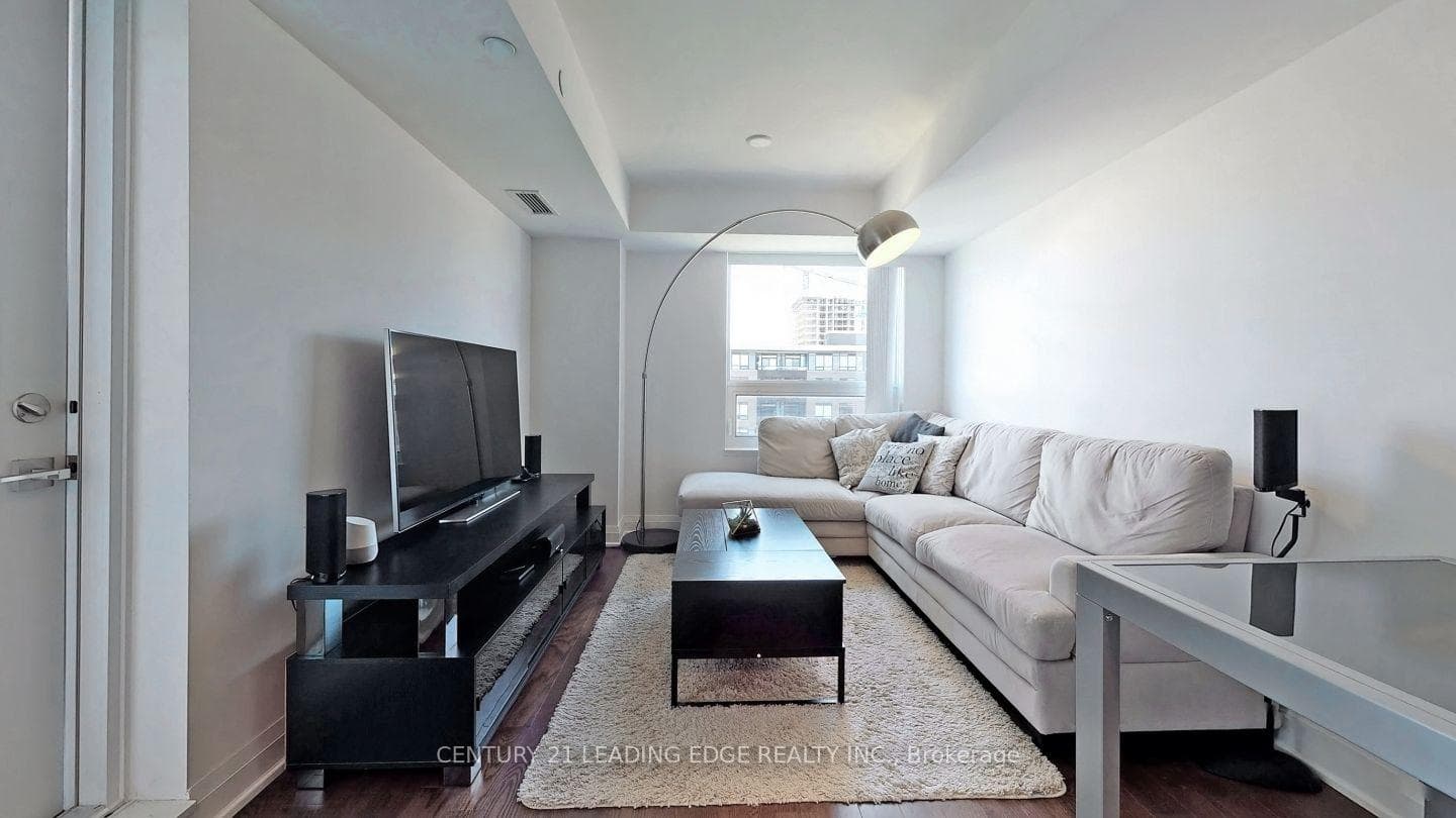 18 Uptown Drive Unit 727 photo 14