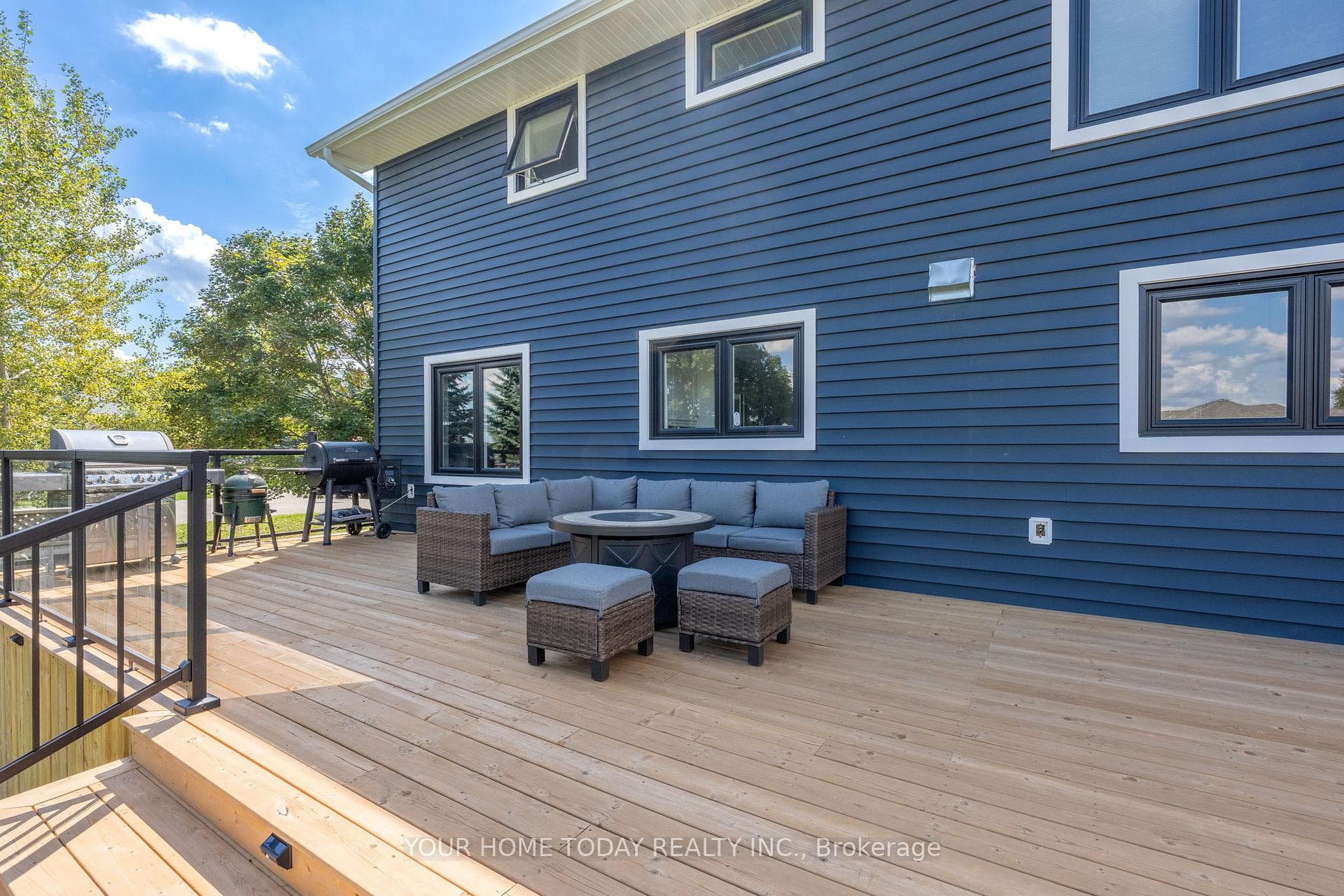 4925 Trafalgar Road photo 40