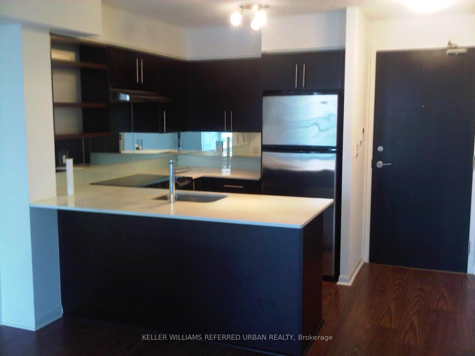 96 St Patrick Street Unit 1605 photo 4